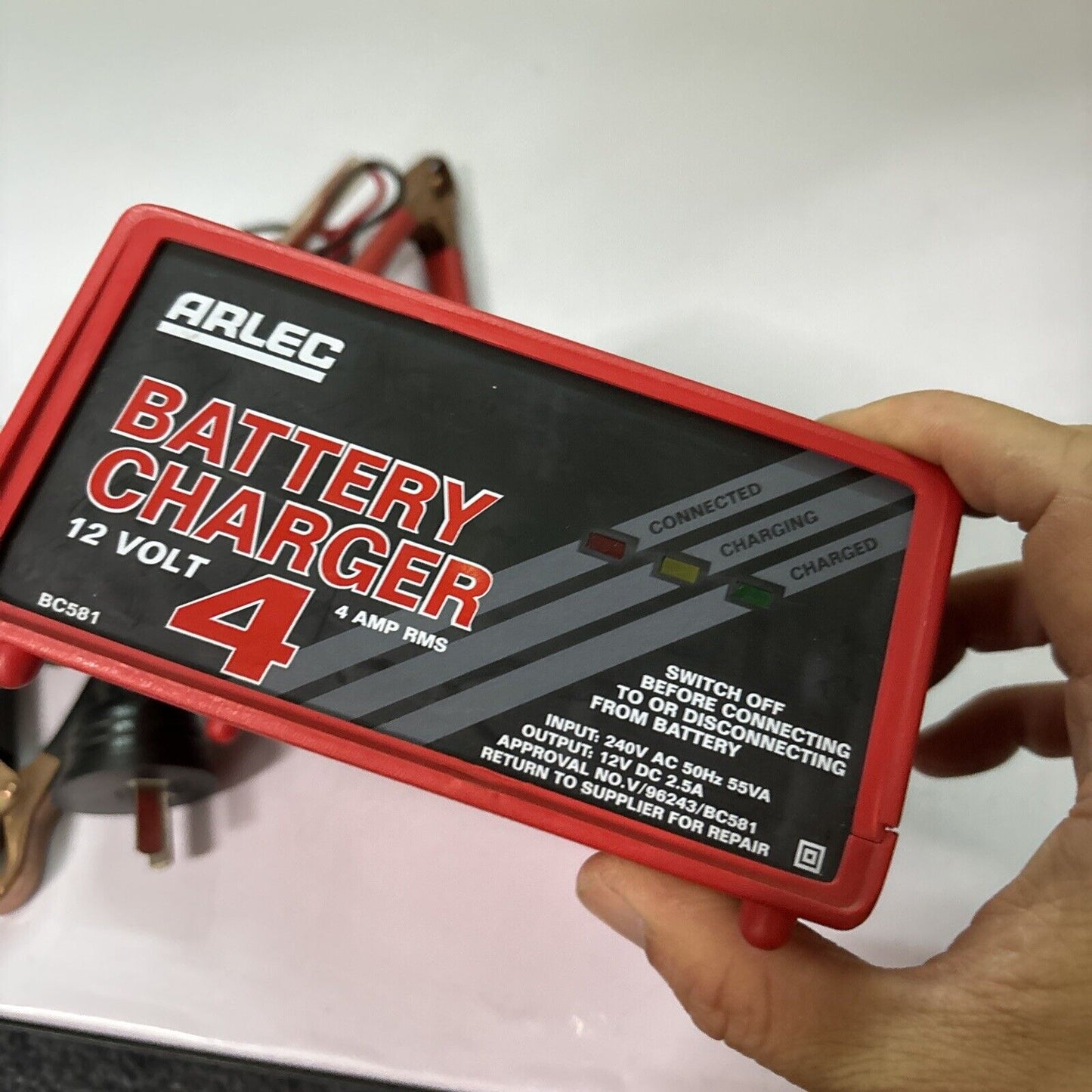 Arlec BC581 12V Compact Battery Charger