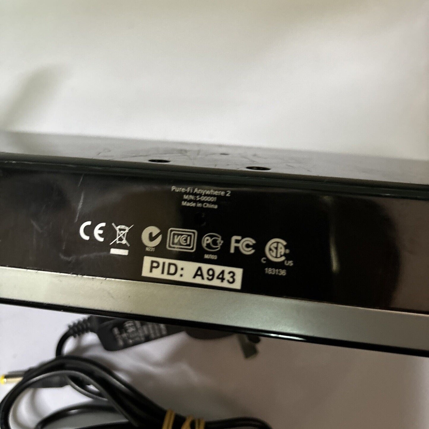 Logitech Pure-Fi Anywhere 2 Rechargeable Speaker 30-Pin iPod Dock S-00001