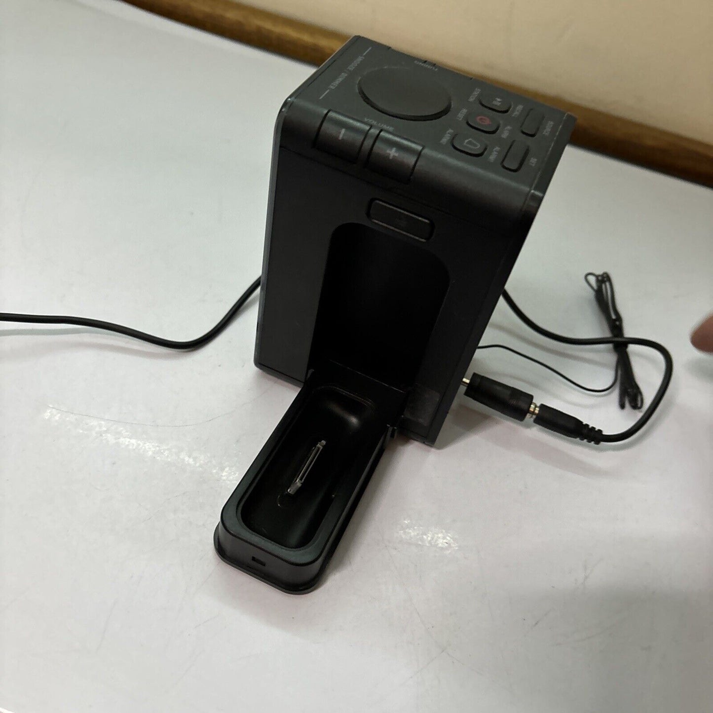 TDK Digital Alarm Clock 30-Pin iPod Dock