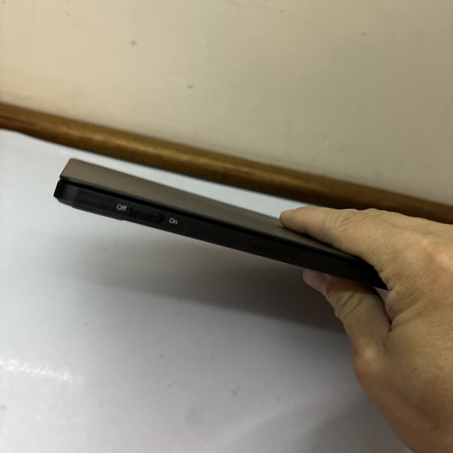 Belkin YourType Bluetooth Keyboard & Stand For iPad FSL113 Bluetooth