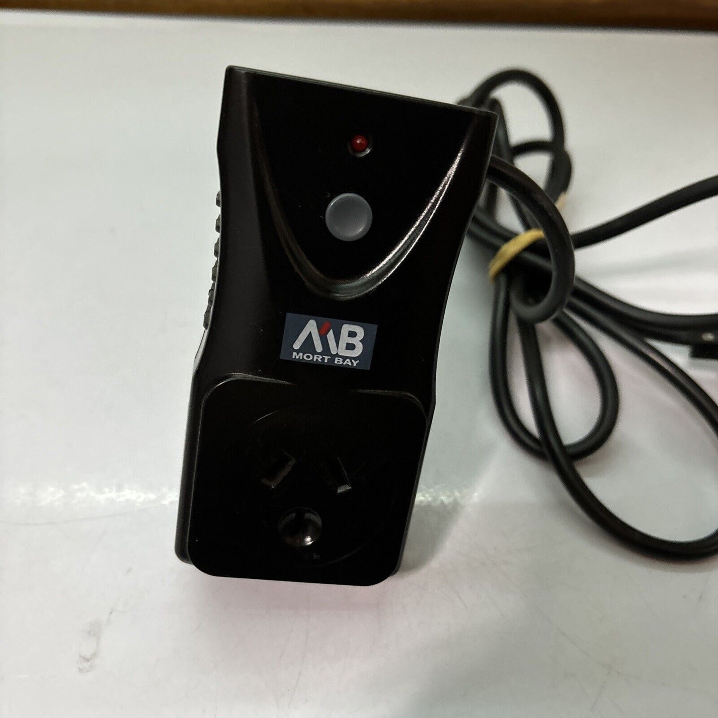 Mort Bay 0049 240VAC 10A Item 0949