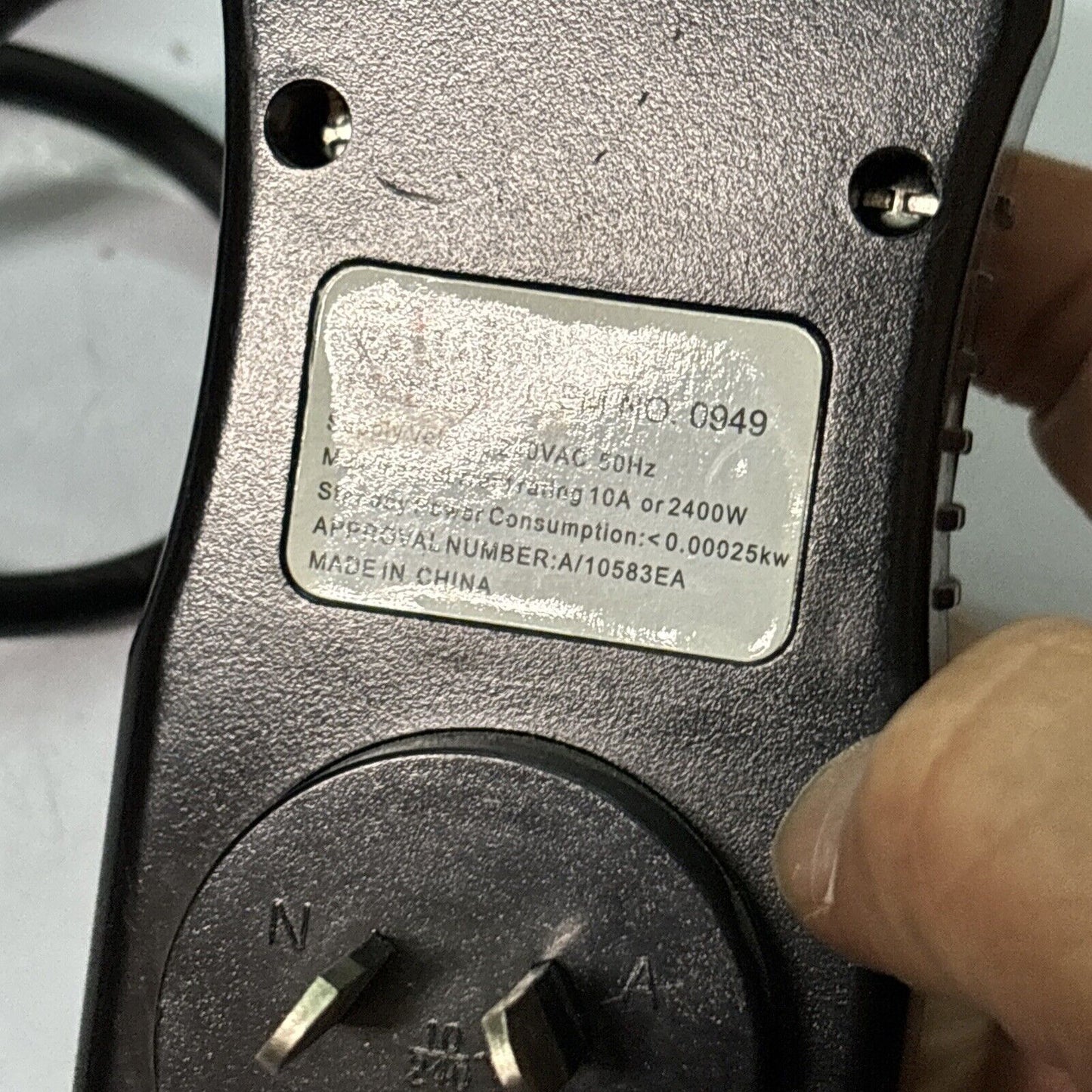 Mort Bay 0049 240VAC 10A Item 0949