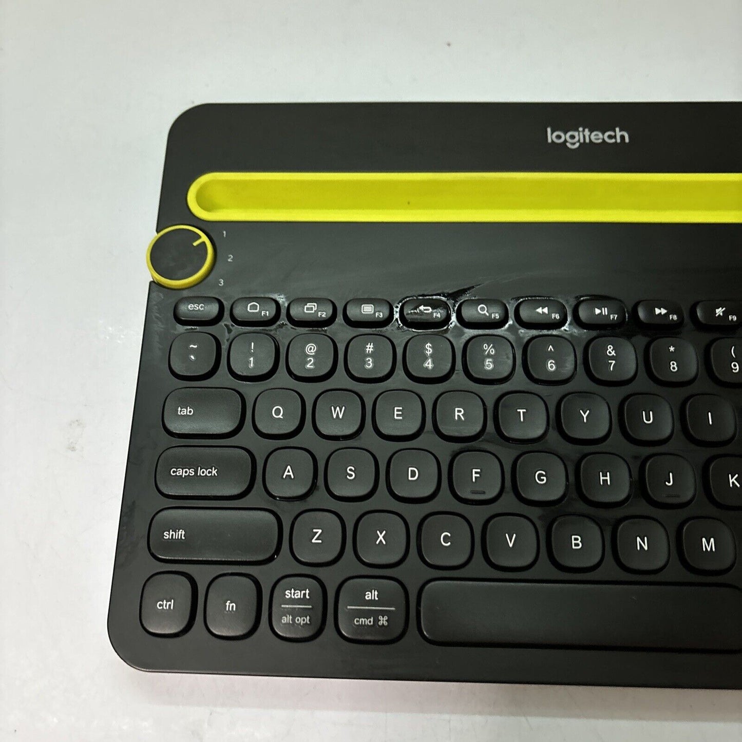 Logitech K480 Bluetooth Portable Keyboard Multi-Device *Missing Battery Lid*