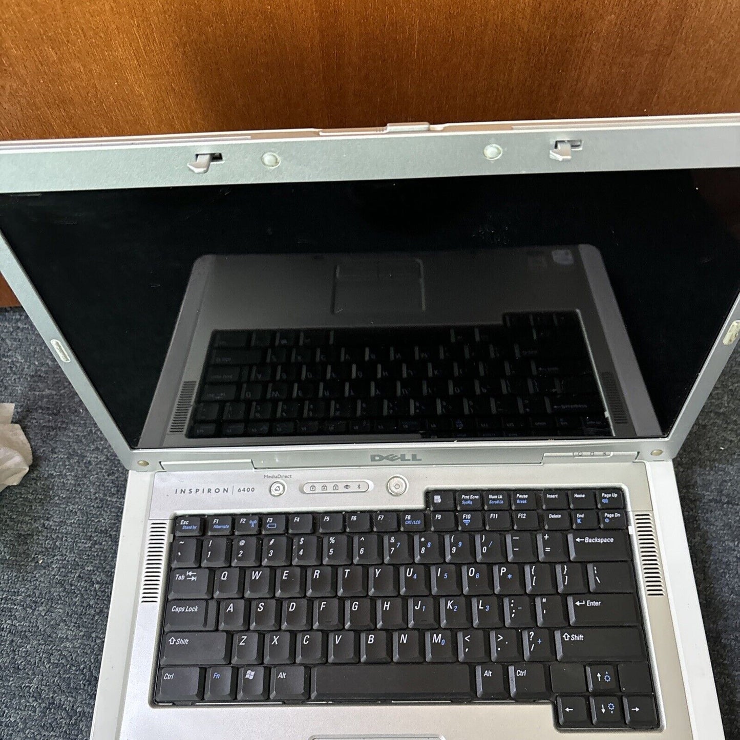 Dell Inspiron 6400 Notebook Intel T2400 1gb RAM 100gb HDD DVD Drive *No Battery*