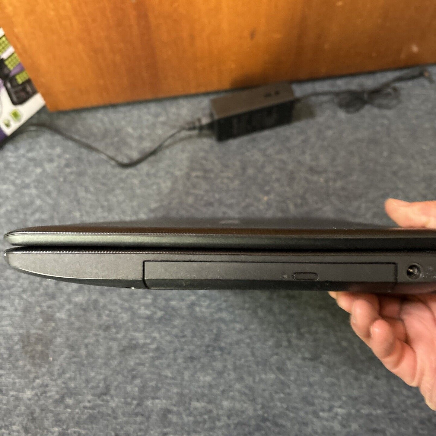 Toshiba Satellite C665 i3-2310M 4gb RAM 300gb HDD DVD *Arrow Keys Not Working