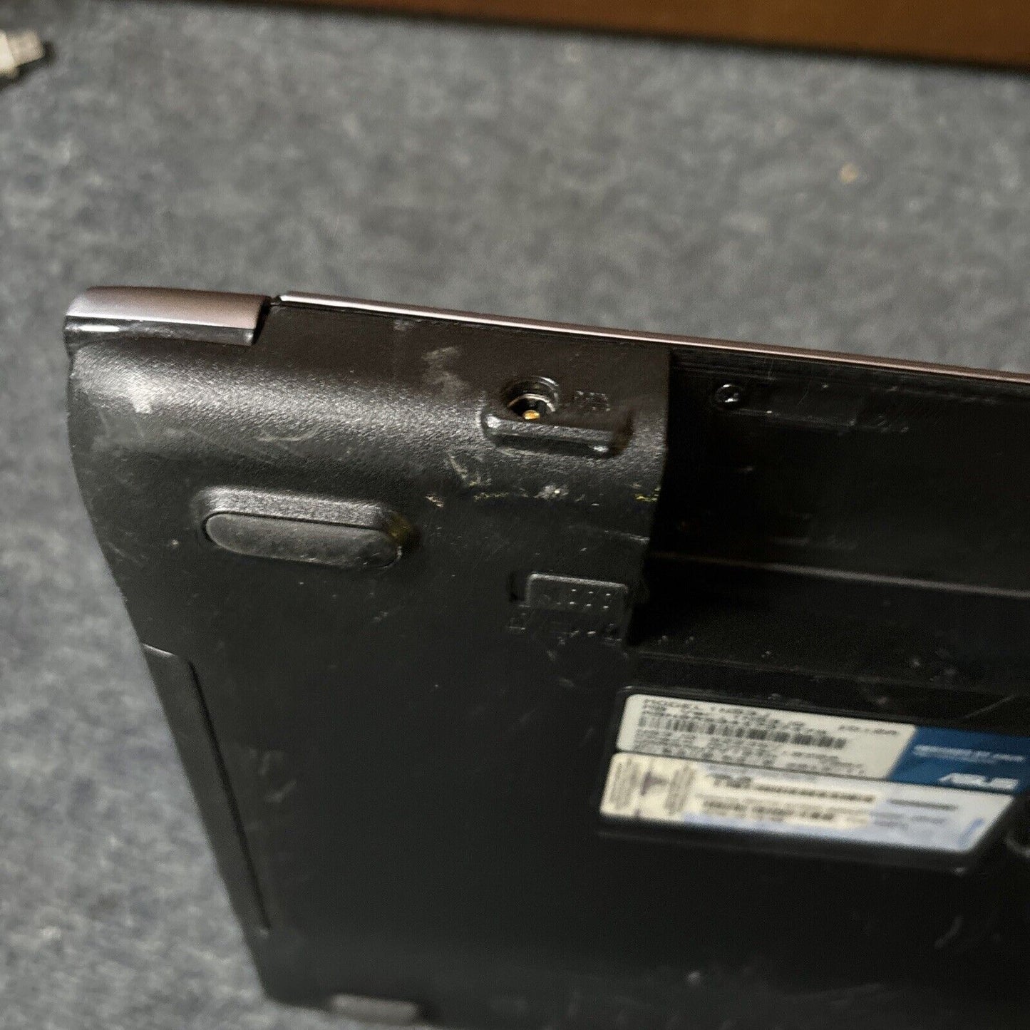 ASUS N53J Notebook Blu-ray Drive i7 Q740 4gb RAM 600gb HDD *No Battery*