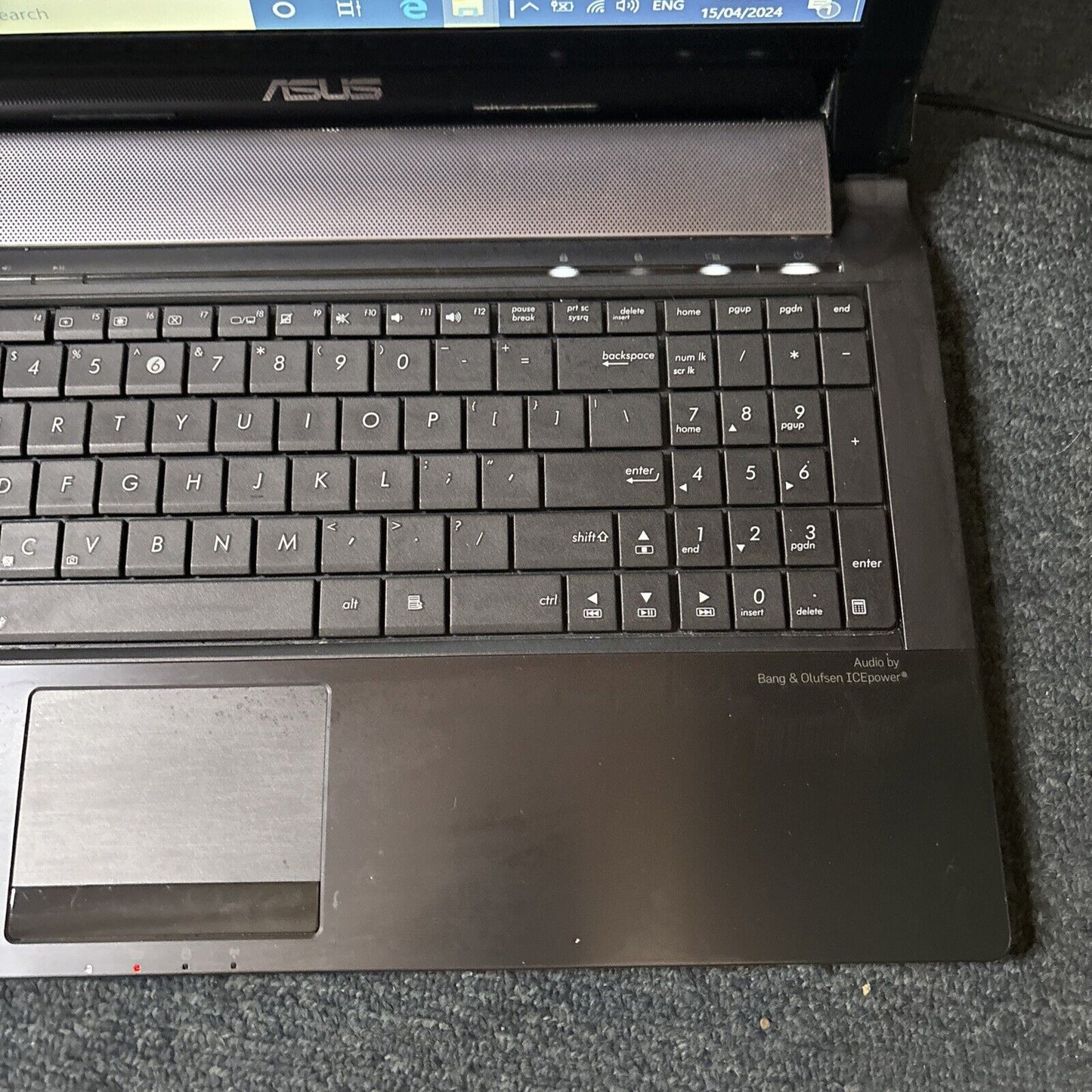 ASUS N53J Notebook Blu-ray Drive i7 Q740 4gb RAM 600gb HDD *No Battery*