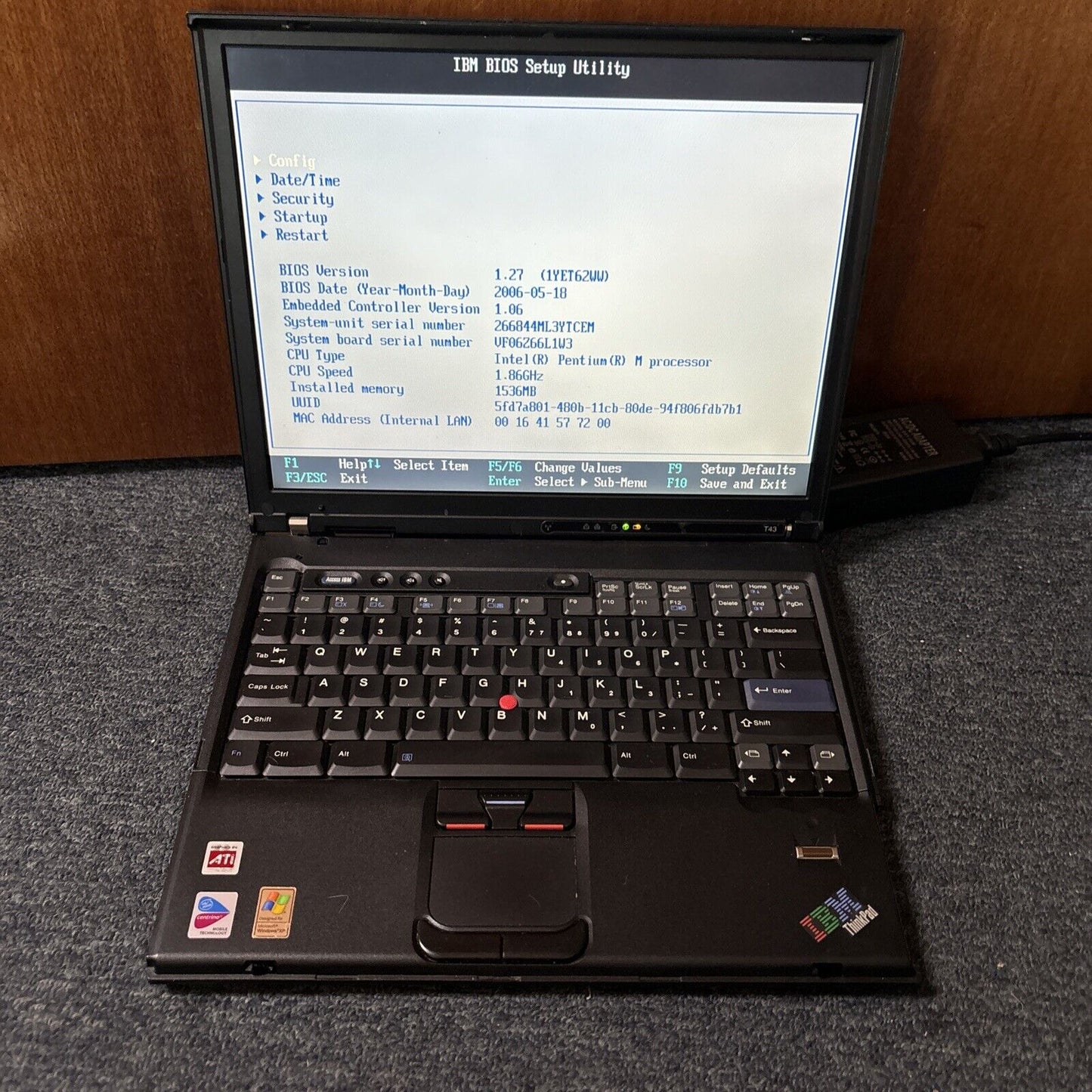 IBM ThinkPad T43 1.5gb RAM DVD Drive *No HDD & Requires New BIOS Battery*