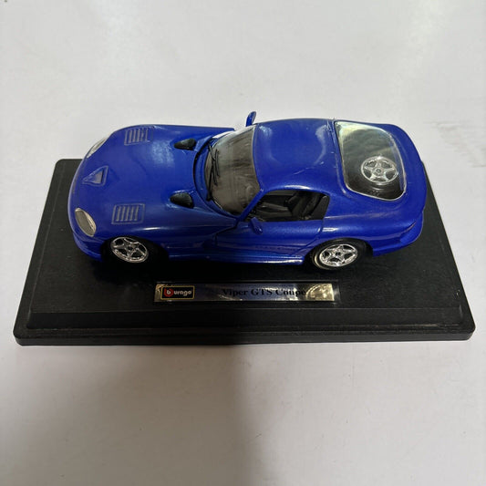 Burago Dodge Viper GTS Coupe 28-06032-P2 Car Model