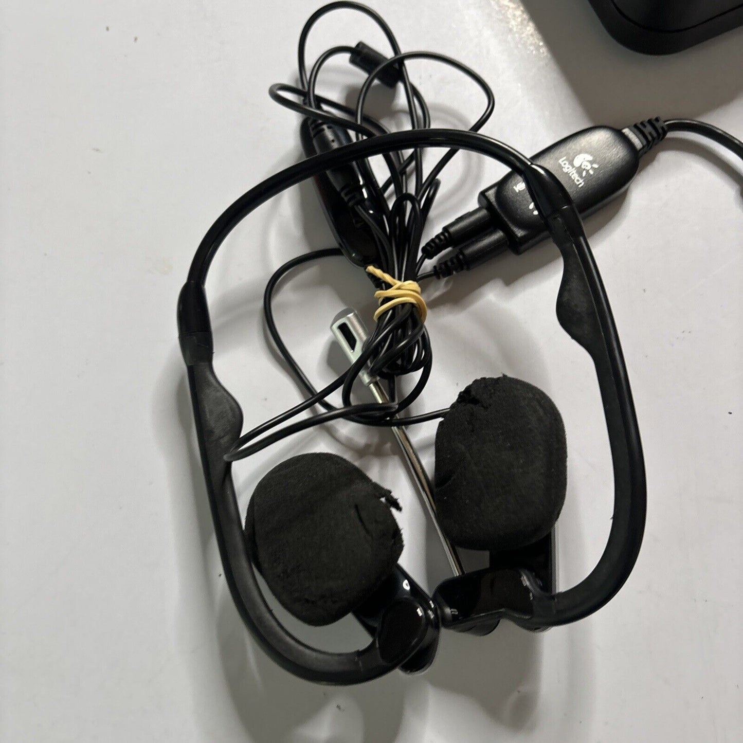 Logitech Headphones Microphone Headset USB A-5572A