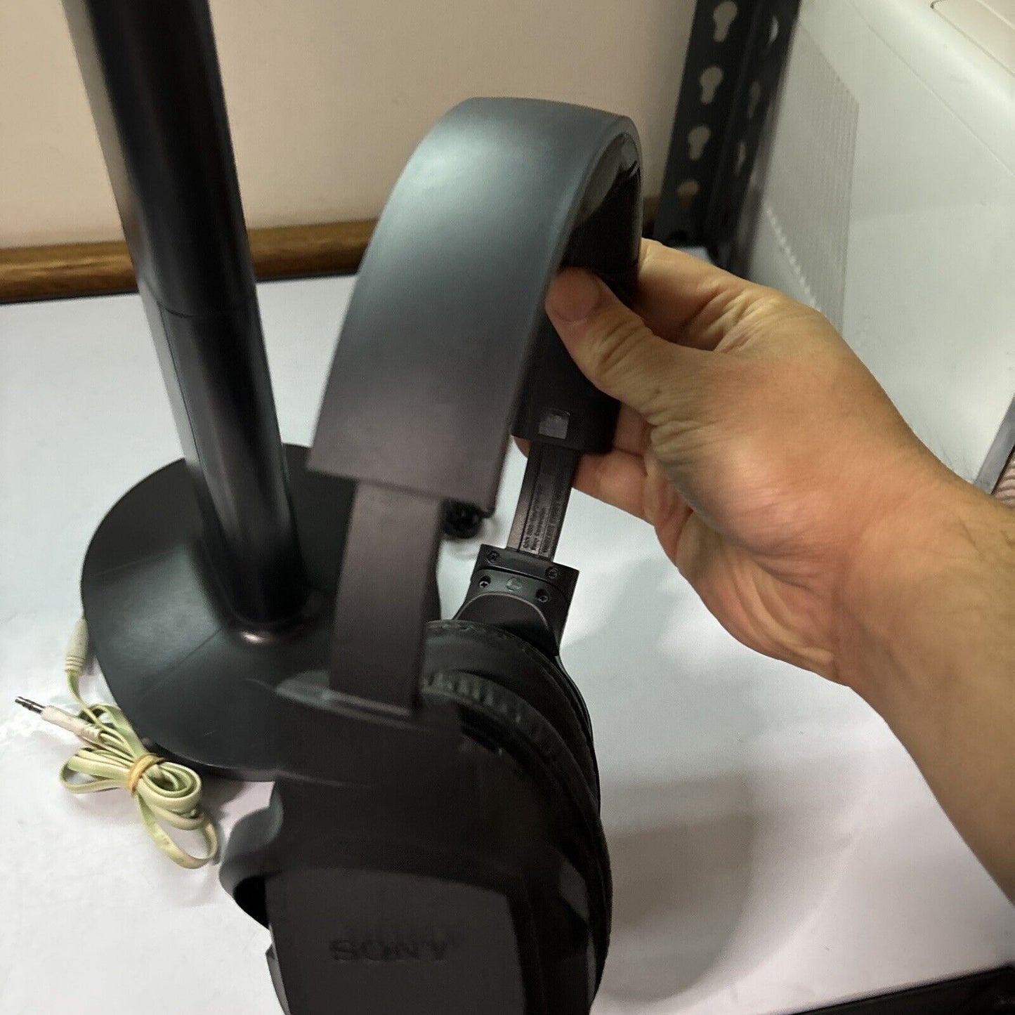 Sony MDR-RF995R Wireless Headphones RF Transmitter