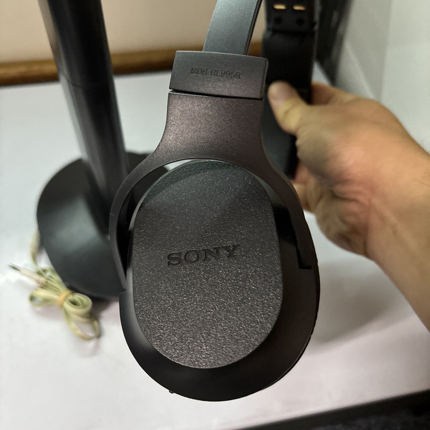Sony MDR-RF995R Wireless Headphones RF Transmitter