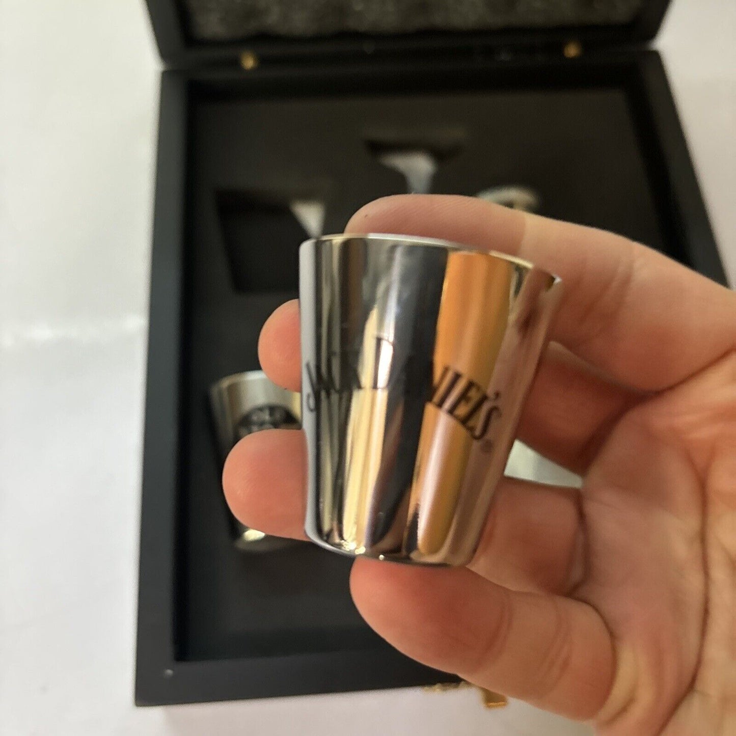 Jack Daniel's Old No 7 Whiskey Hip Flask & 2 Shot Glass