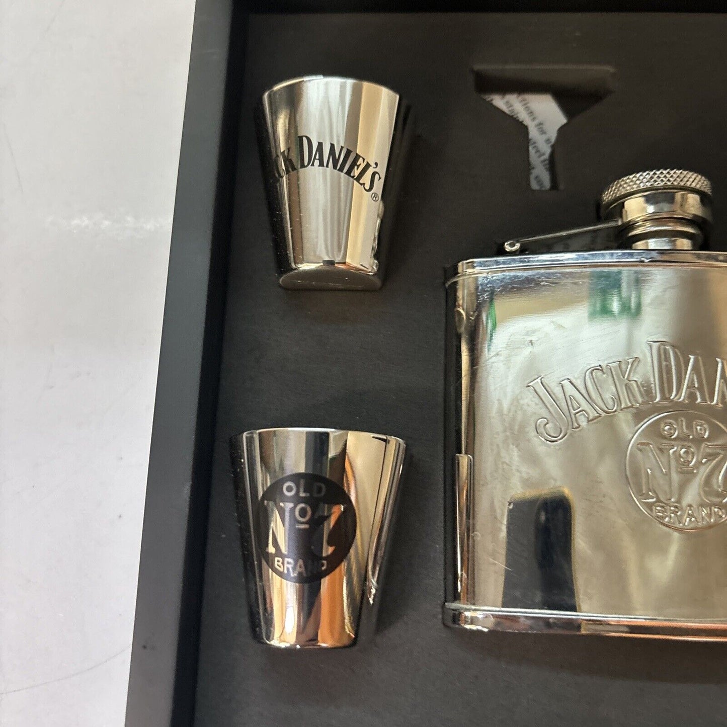Jack Daniel's Old No 7 Whiskey Hip Flask & 2 Shot Glass