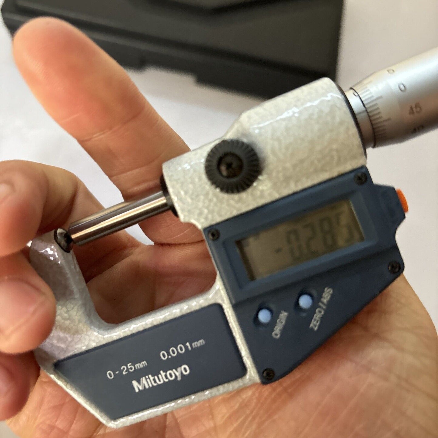 Mitutoya Digimatic Micrometer 0-25mm 0.001mm 395-541-30