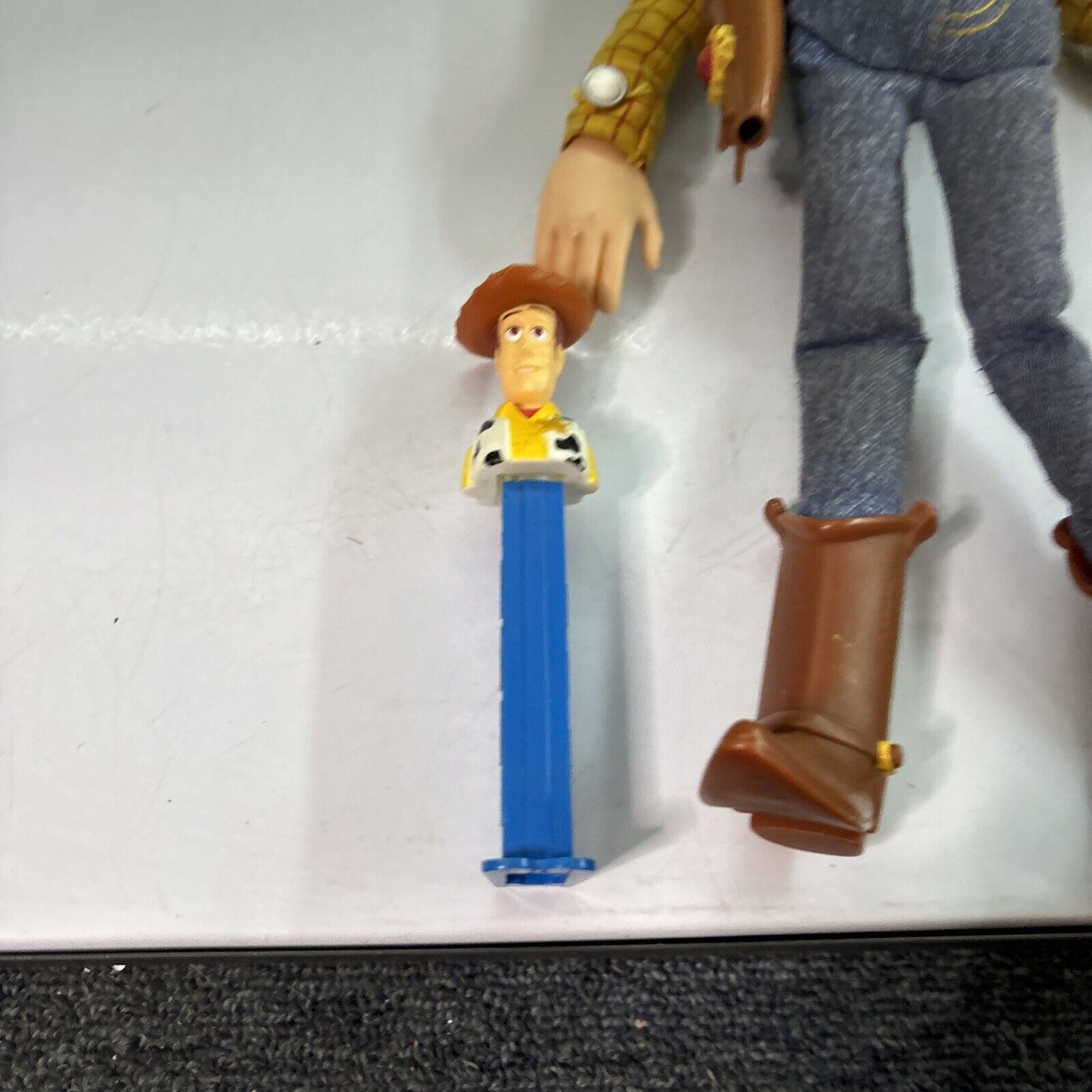 3x Buzz Lightyear 12" & 1x 7" / Woody 12" Toy Story Figure Working