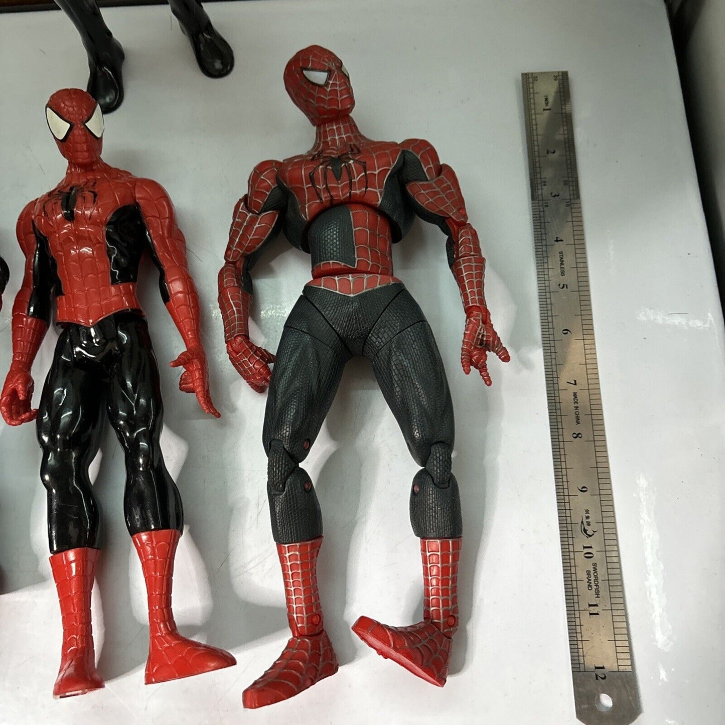 3x Spider-man 11" 2012 2004 2013 & 11" Venum 2017 Action Figure