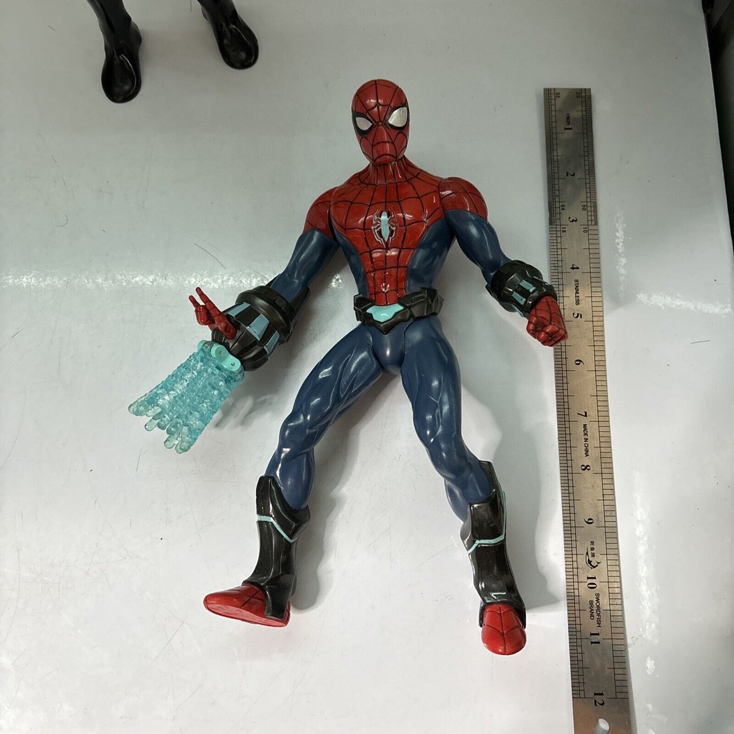 3x Spider-man 11" 2012 2004 2013 & 11" Venum 2017 Action Figure