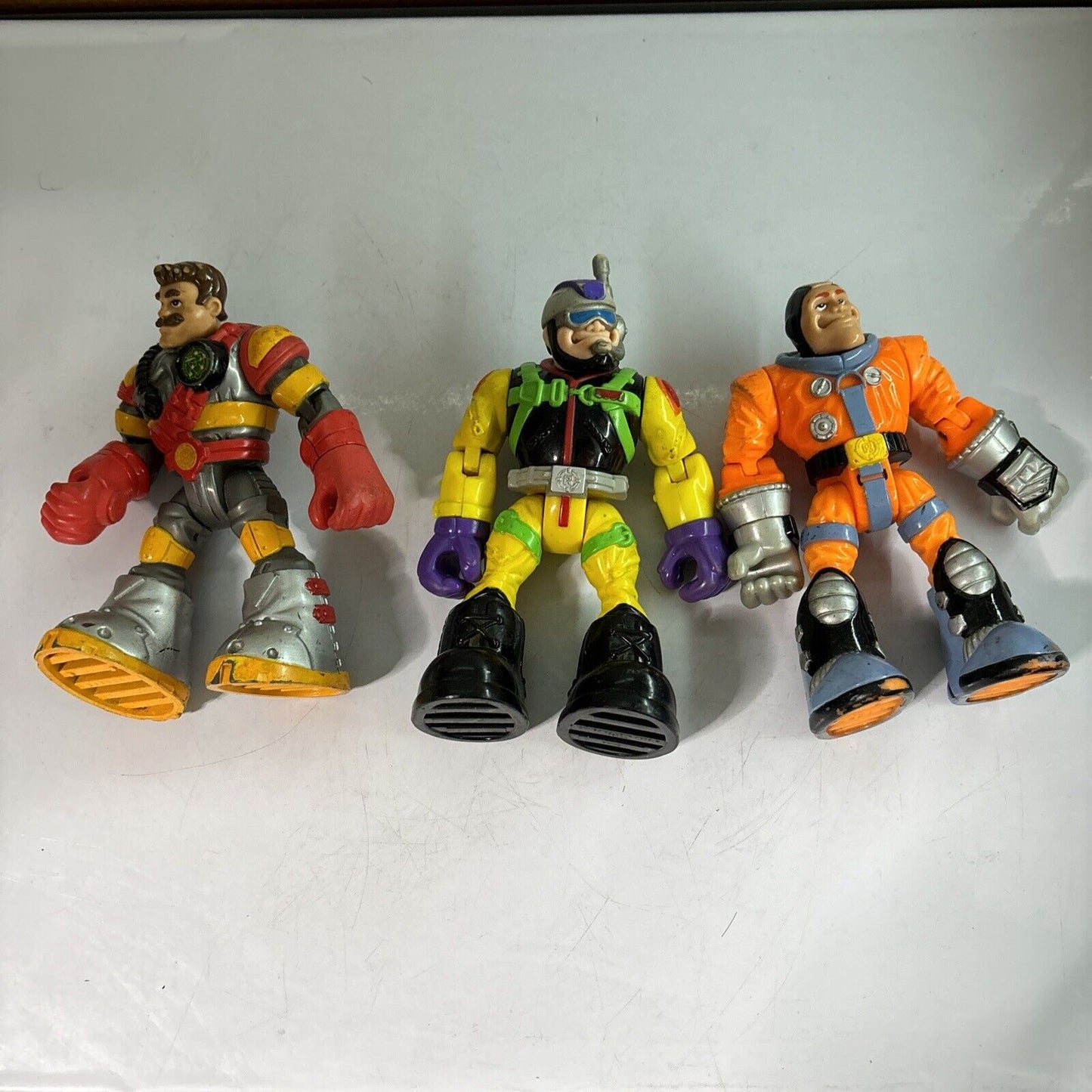 World Rescue - Roger Houston Astronaut, Cliff Hanger, Billy Blazes Action Figure