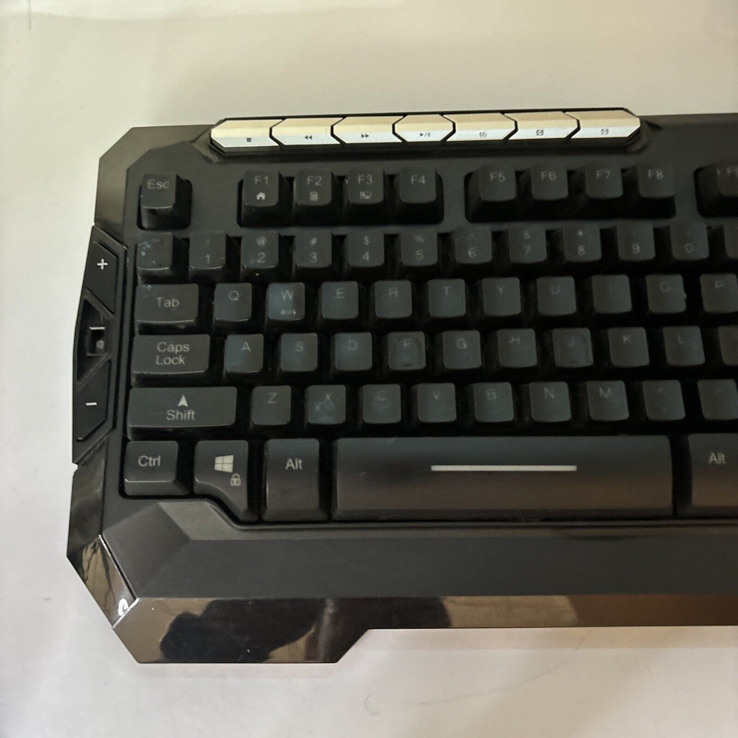 ThermalTake TTSports Commander Combo V2 Gaming Keyboard EKB-CCM *Missing 2 Keys*