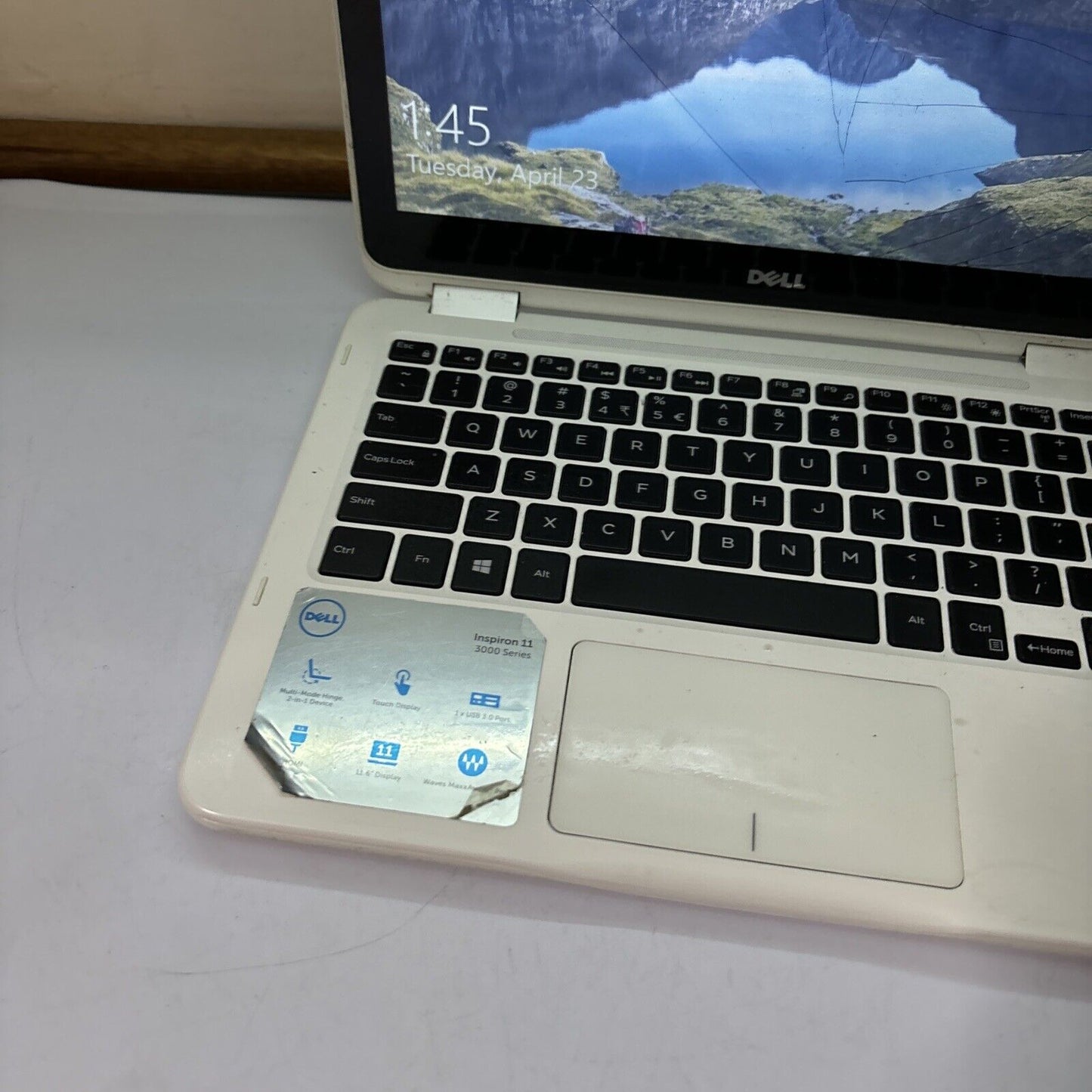 Dell Inspiron 11 P25T Intel N3710 120gb SDD 4gb RAM *For Parts: Cracked Screen*