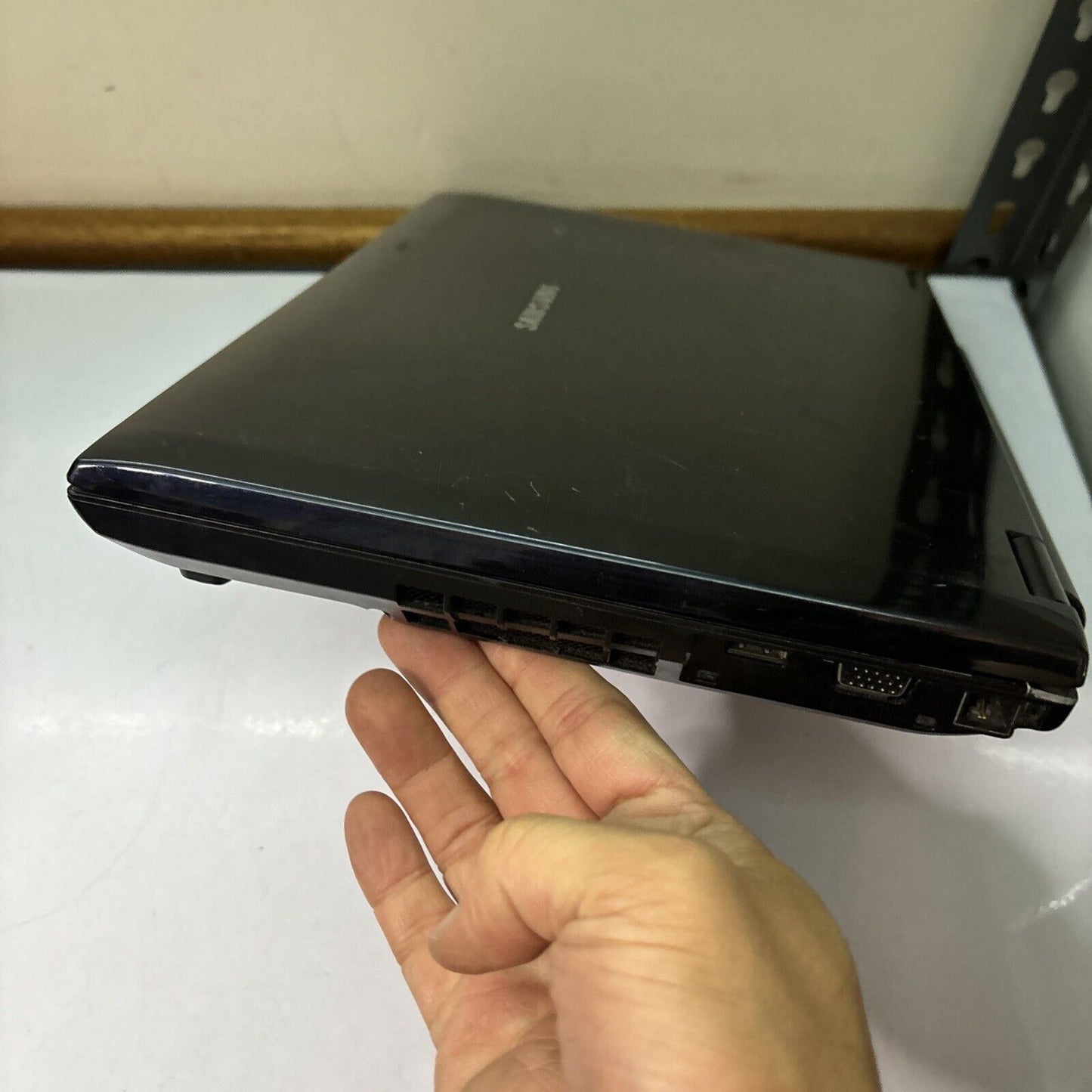 Samsung Q70 Intel T2330 2gb RAM 120gb HDD DVD *Missing Keys*