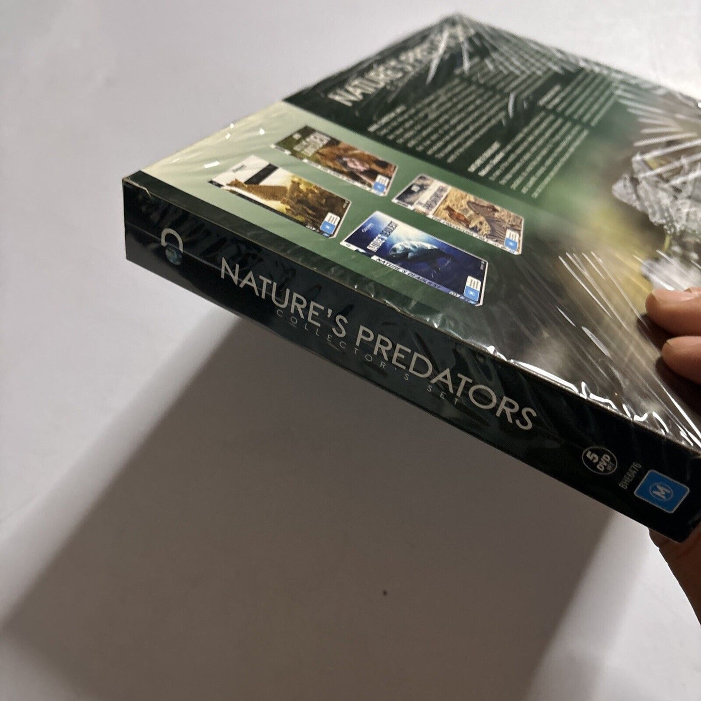 Discovery Chanel: Nature's Predators - Collector's Set (DVD, 5-Disc) Region 4