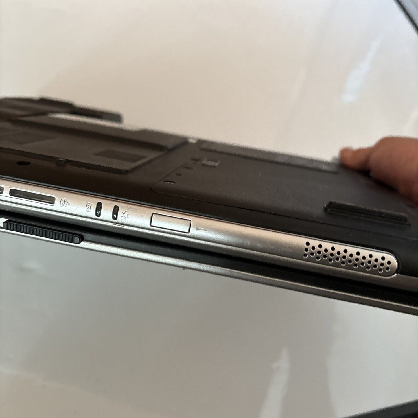 Acer Aspire 3000 Notebook AMD 3000+ 192MB RAM 18GB HDD DVD Drive *No Batteries*