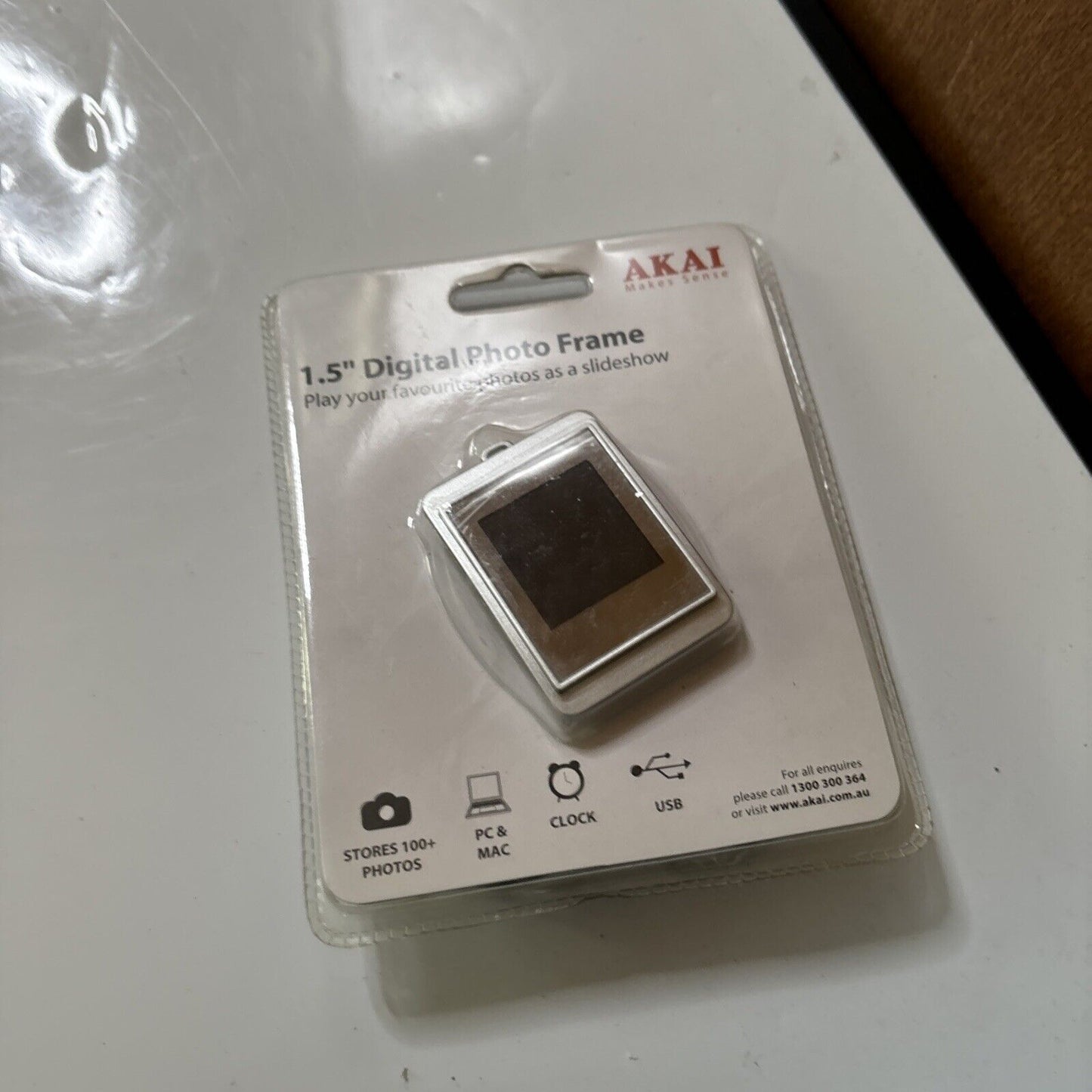 Akai 1.5" Digital Photo Frame *New Sealed*