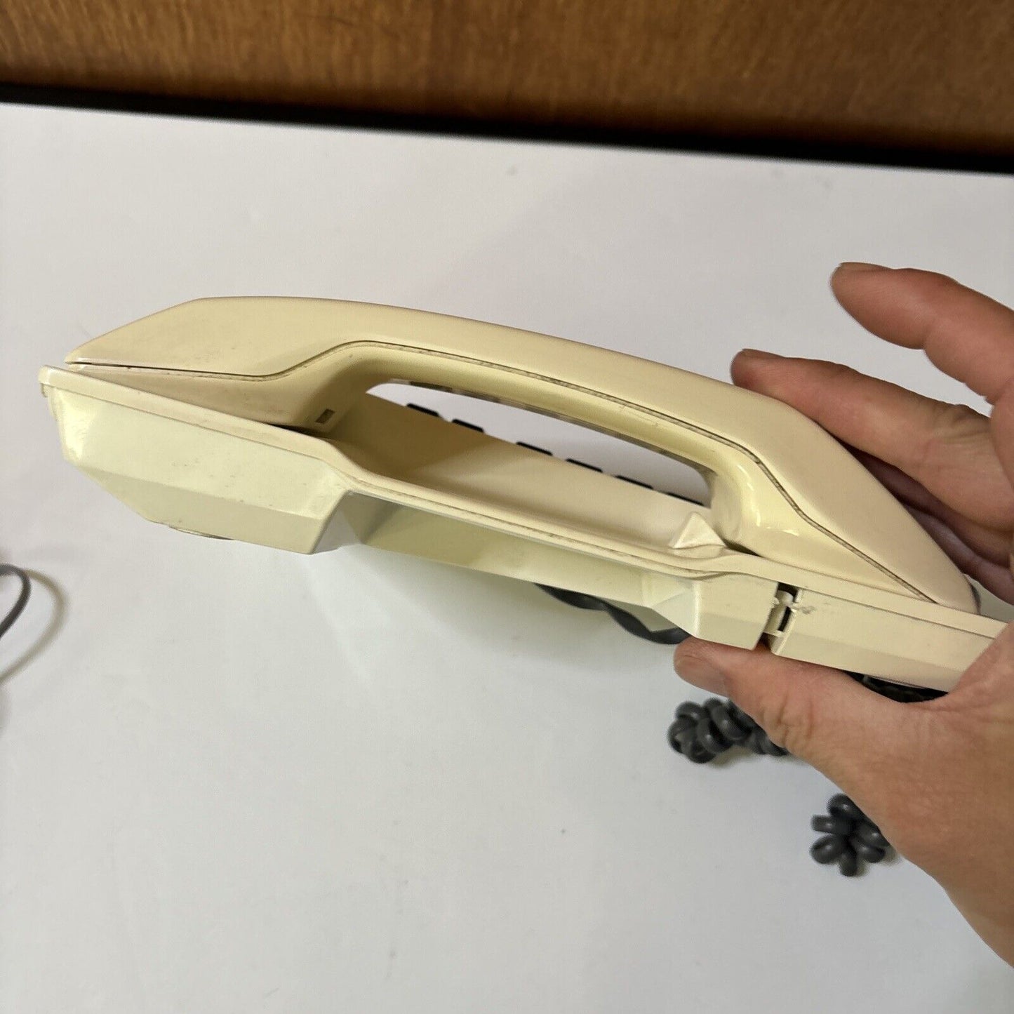 Telstra TF400C Corded Landline Telephone NBN Compatible