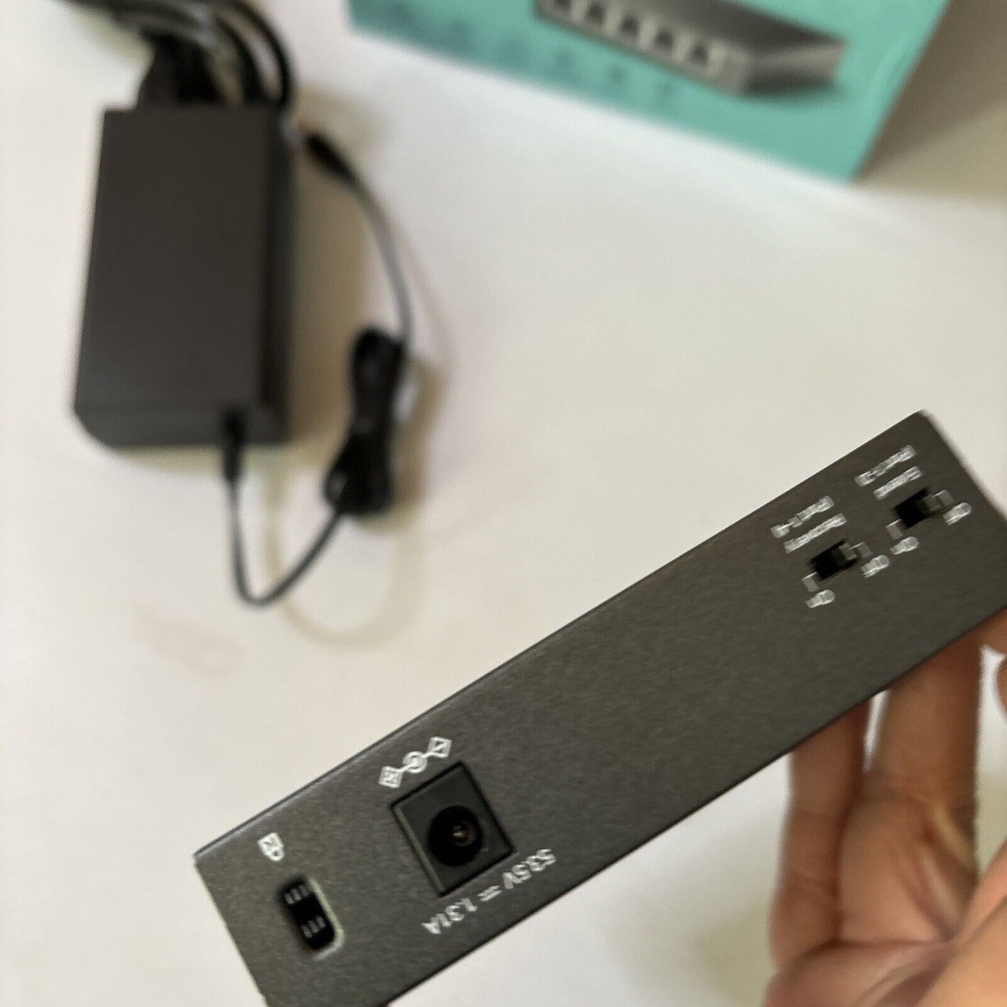 TP-Link 5-Port Gigabit Desktop Switch with 4-Port PoE+ TL-SG1005P