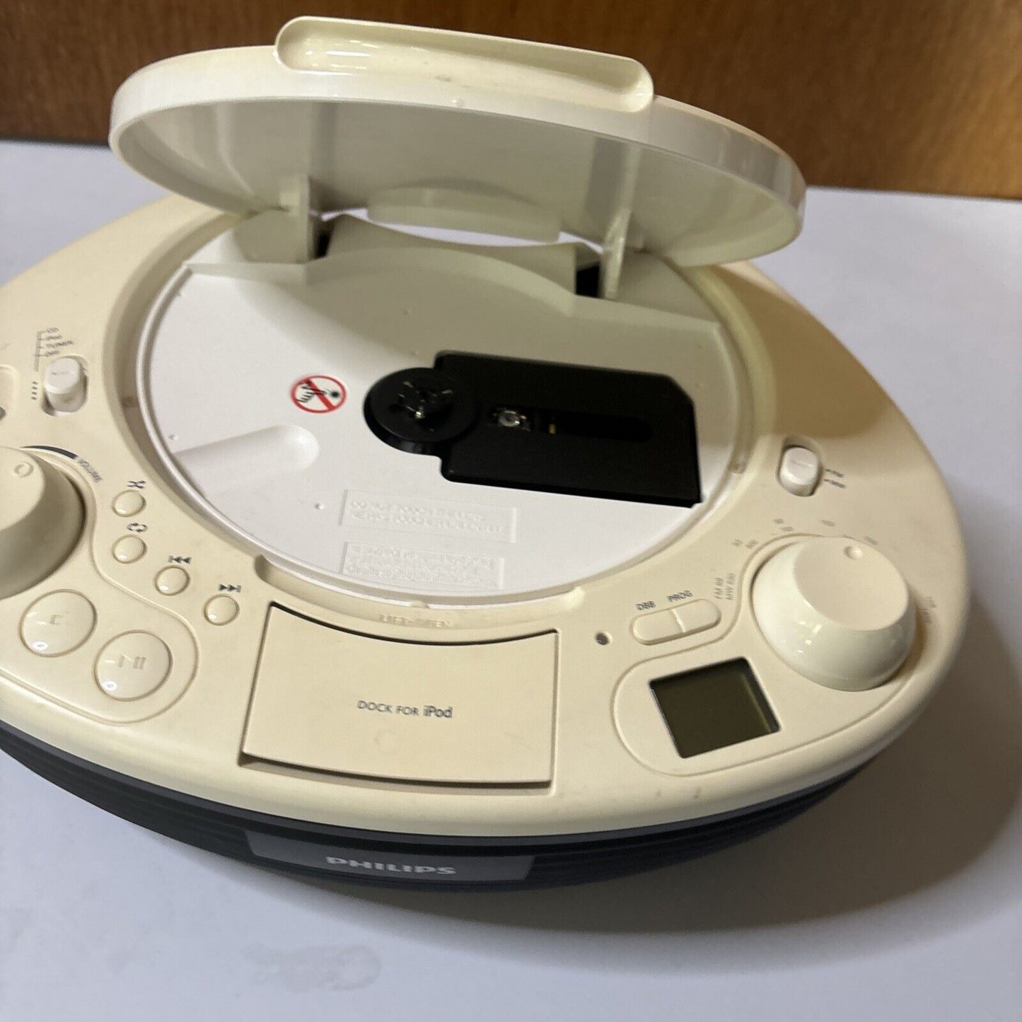 Philips CD Sound Machine AZD208 AM/FM Radio *iPod Dock Not Working*