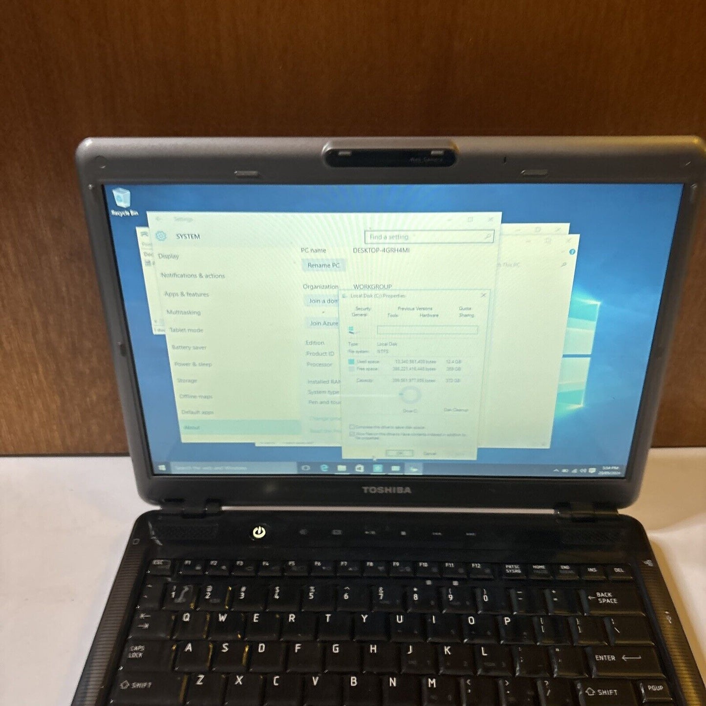Toshiba Satellite 13" Laptop U400 Intel Core 2 Duo 400gb HDD 4GB RAM DVD Drive