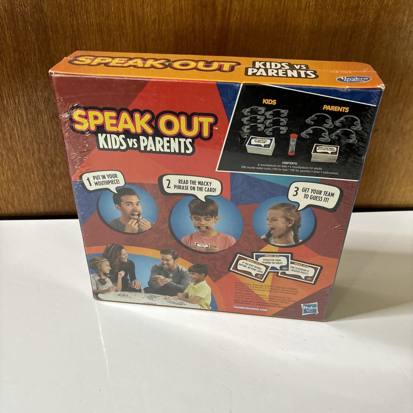 Speak Out Kids vs Parents Family Game Hasbro  *New Sealed*