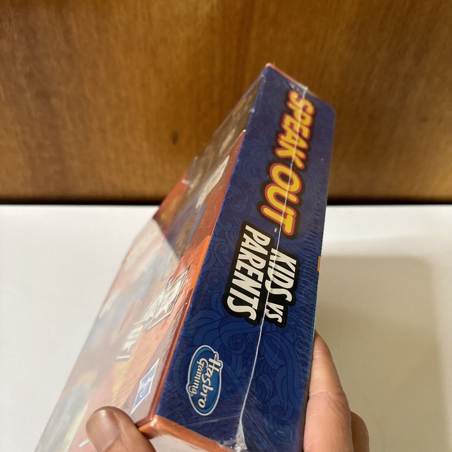 Speak Out Kids vs Parents Family Game Hasbro  *New Sealed*