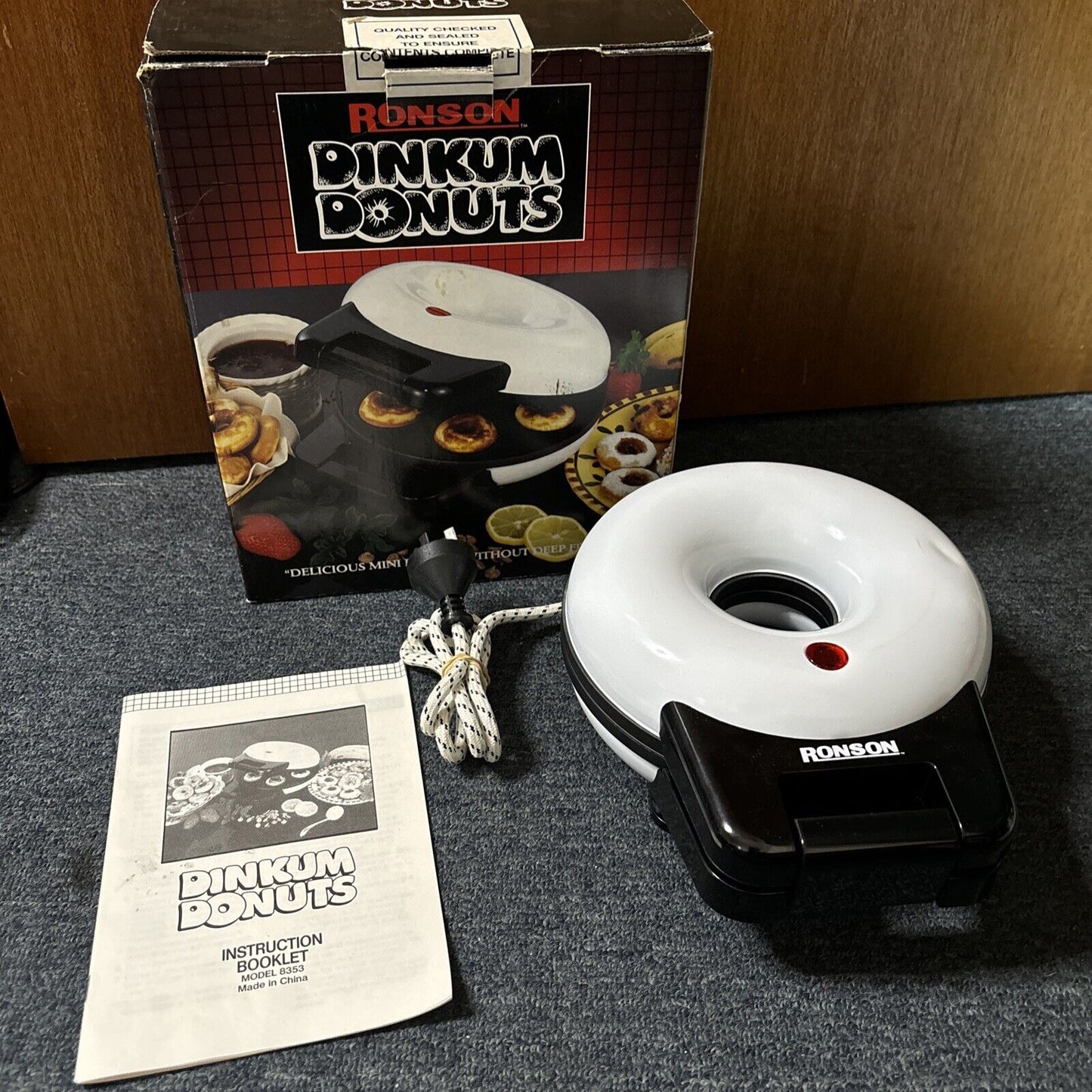 Ronson Dinkum Donuts Maker Model 8353