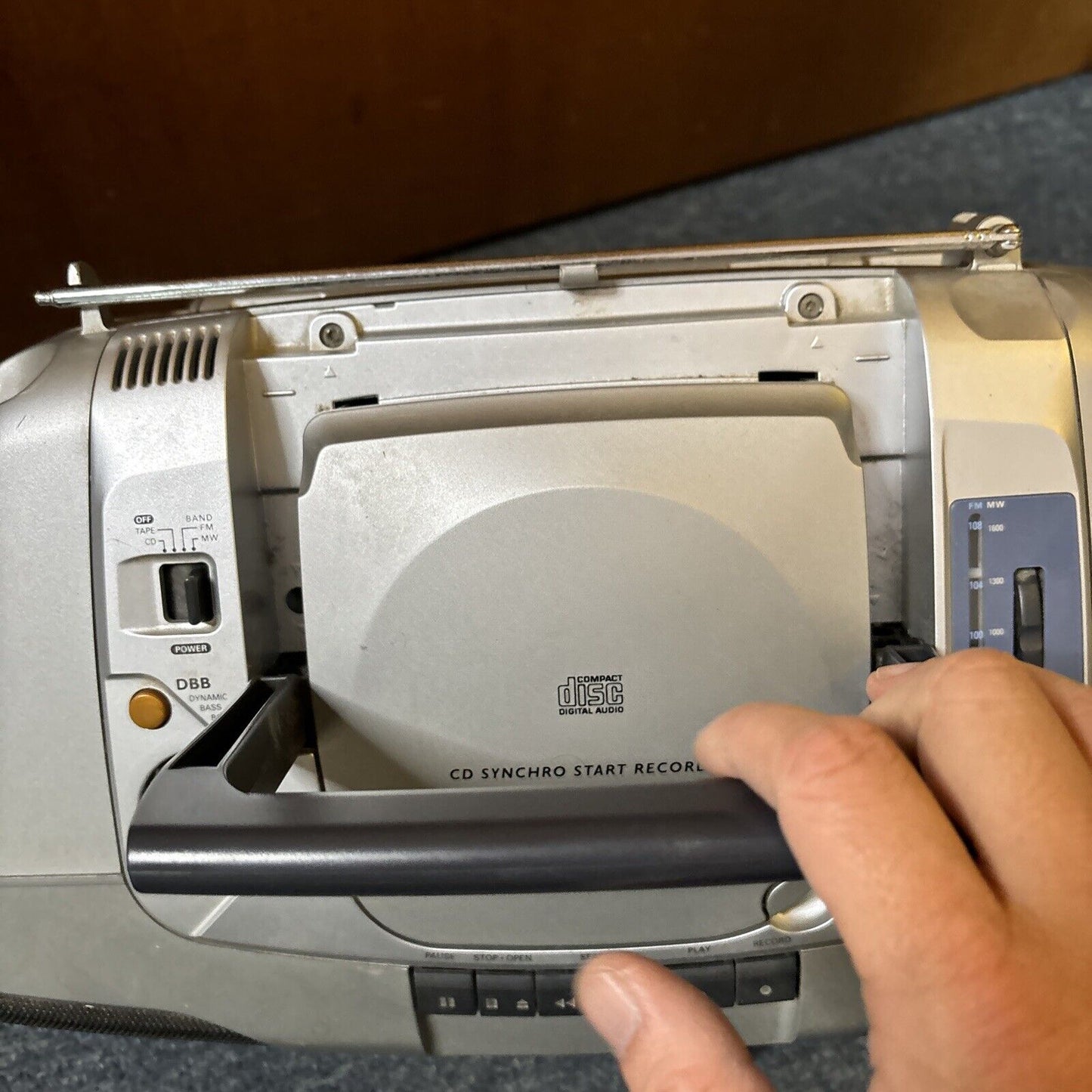 Philips AZ1010 CD Radio Cassette Recorder *Cassette Requires Belt Replacement