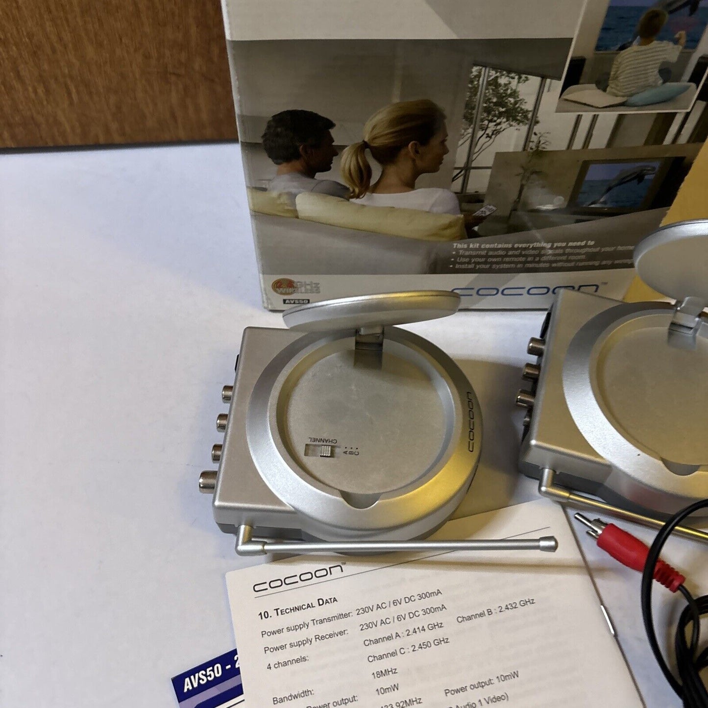 Cocoon 2.4Ghz AV Sender Wireless Audio & Video AVS50