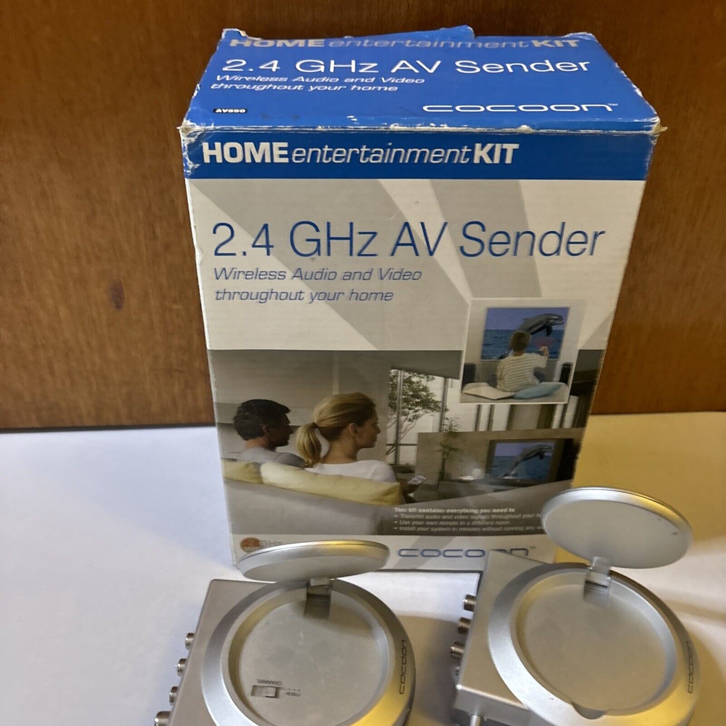 Cocoon 2.4Ghz AV Sender Wireless Audio & Video AVS50