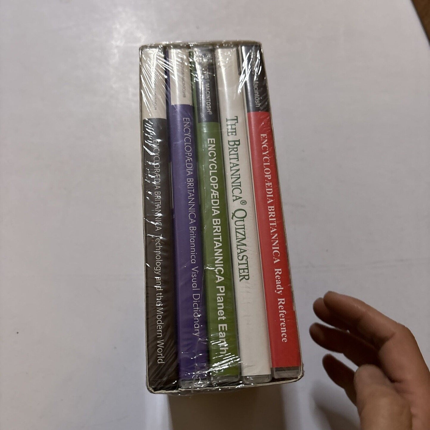 Encyclopedia Britannica Reference Pack 5 PC CDROM Pack  *New Sealed*