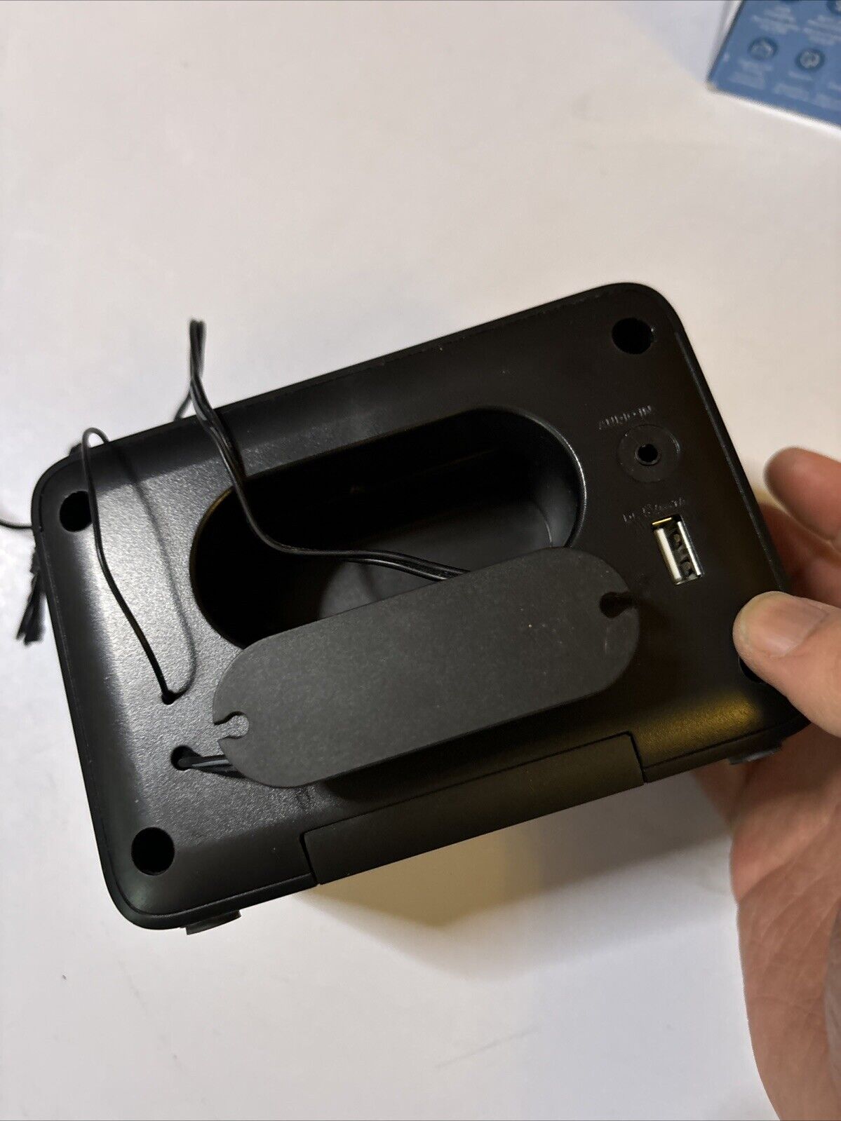 Philips Alarm Clock Bluetooth FM Radio AJT5300/79