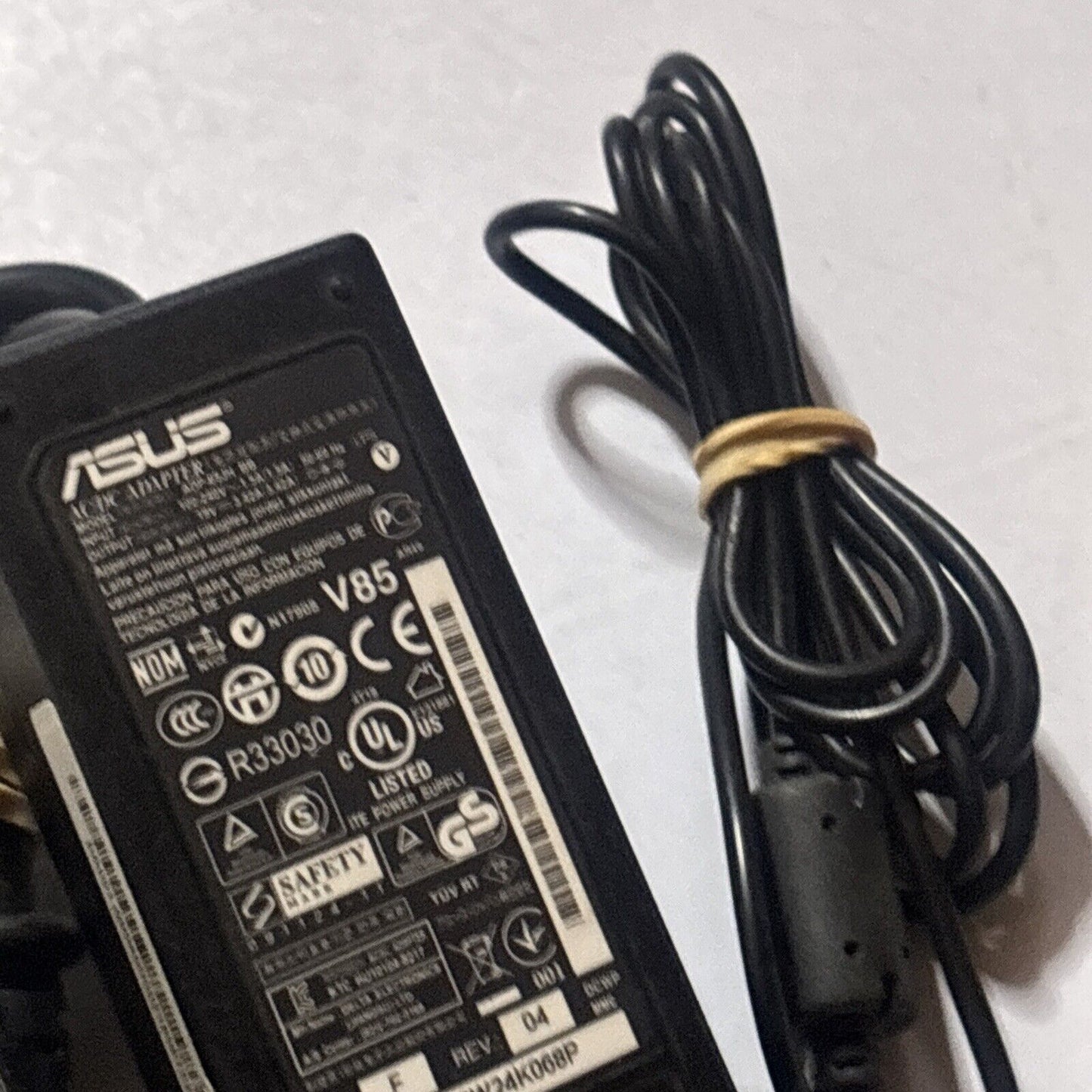 Genuine ASUS ADP-65JH BB AC Adapter 19V 3.42A