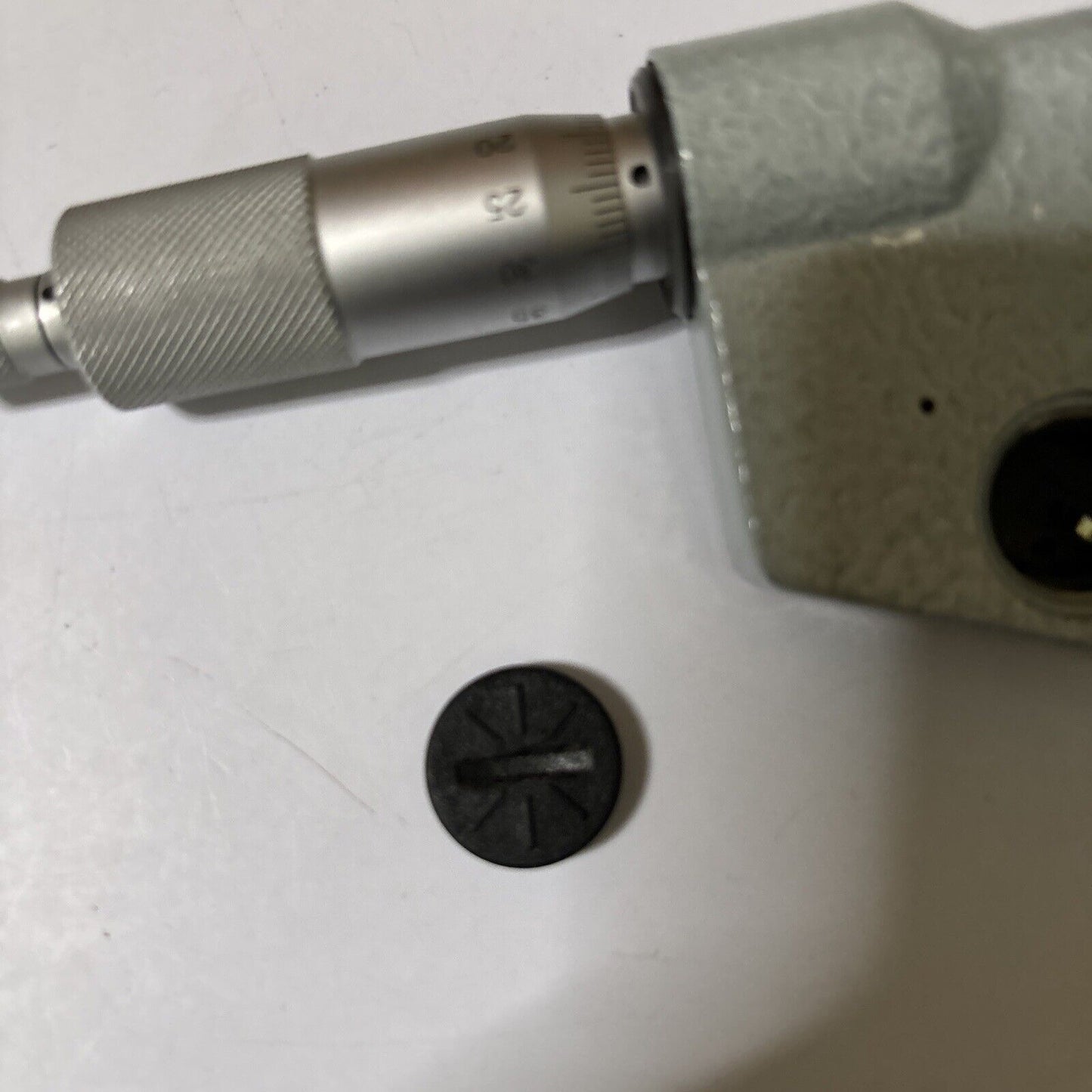 Mitutoyo Digital Micrometer Caliper No 293-401 0-25mm 0.001mm MDC-25