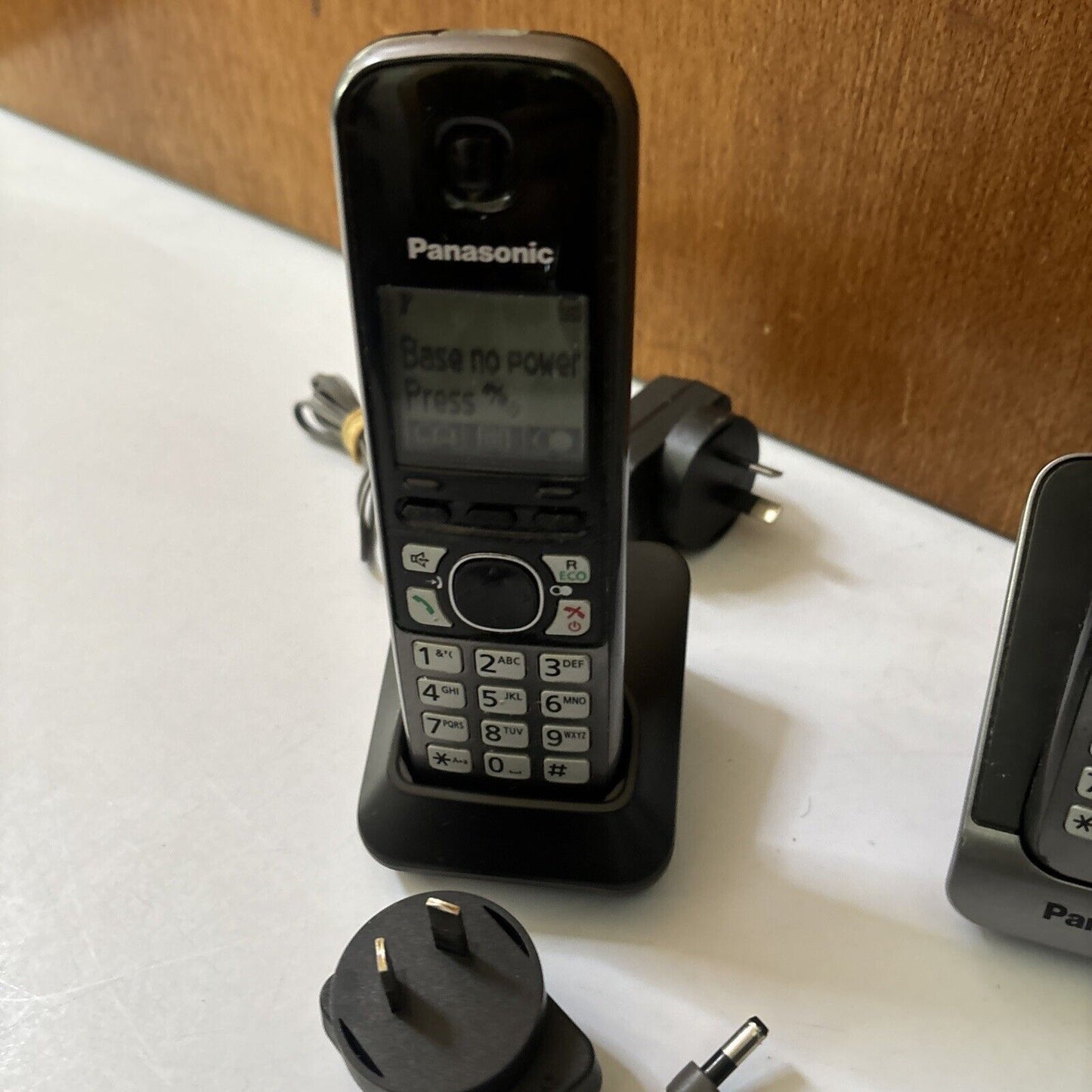 Panasonic KX-TG6721AL Digital Answering Machine & 2 Handset