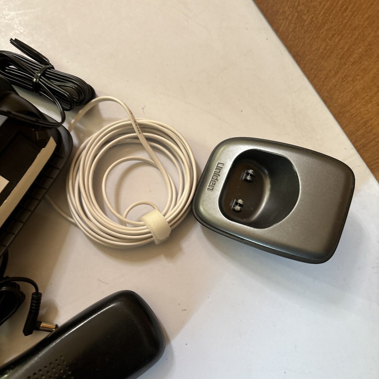 Uniden DECT1535 Cordless Telephone System & 2 Handset