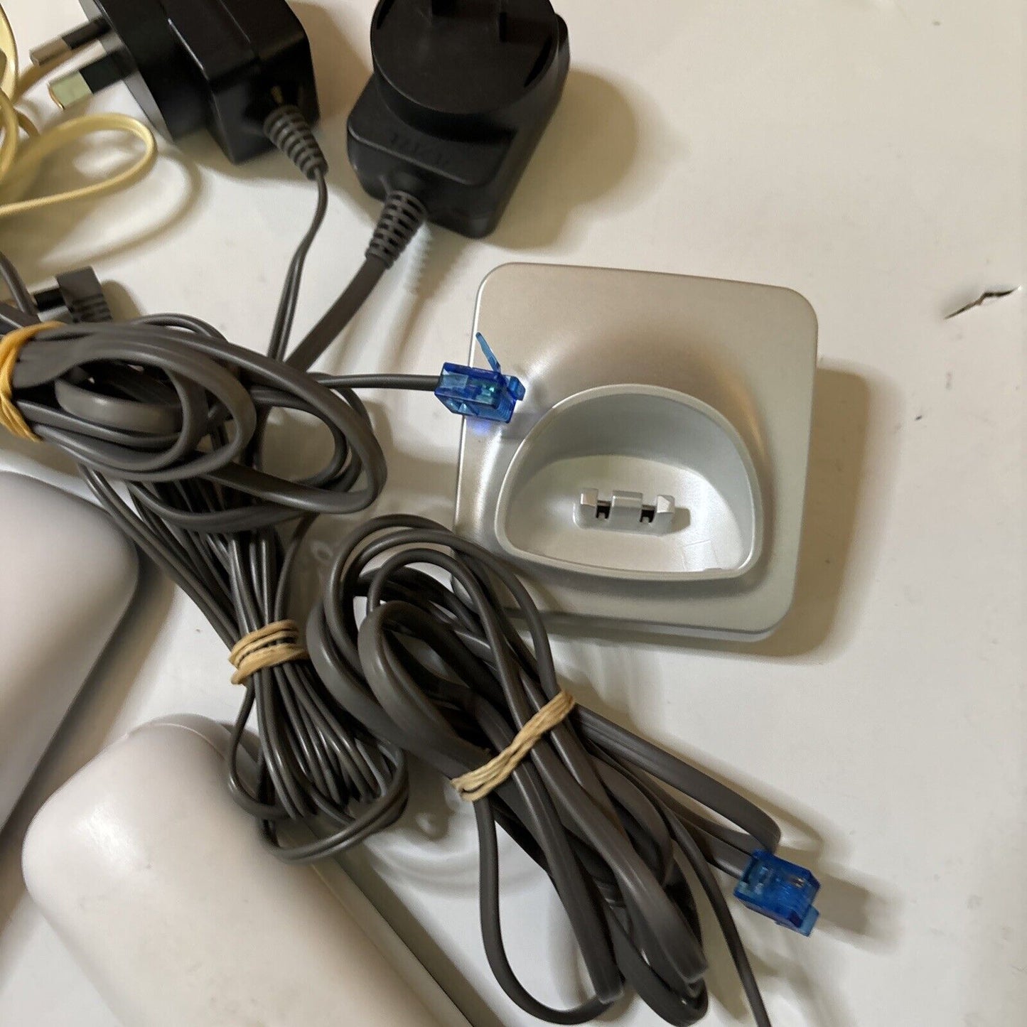 Panasonic KX-TGC220AL Digital Answering Machine & 3 Handsets