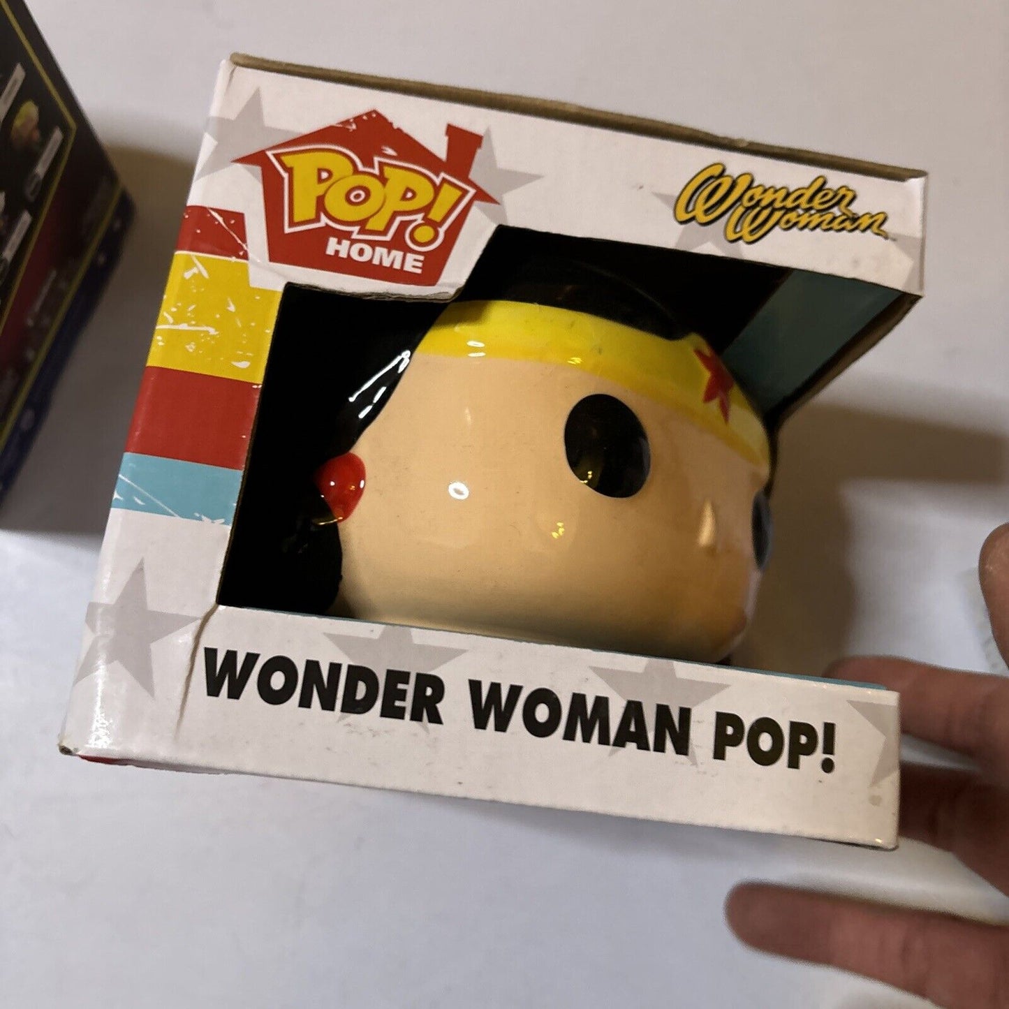 WONDER WOMAN Set: Light, Coffee Mug & Saucer, Ceramic Mug Pop!