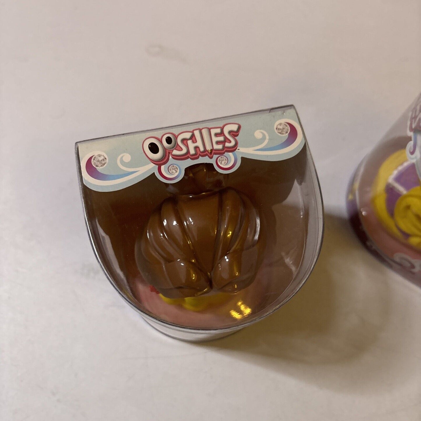 Ooshies Disney Vinyl Edition: Belle, Rapunzel