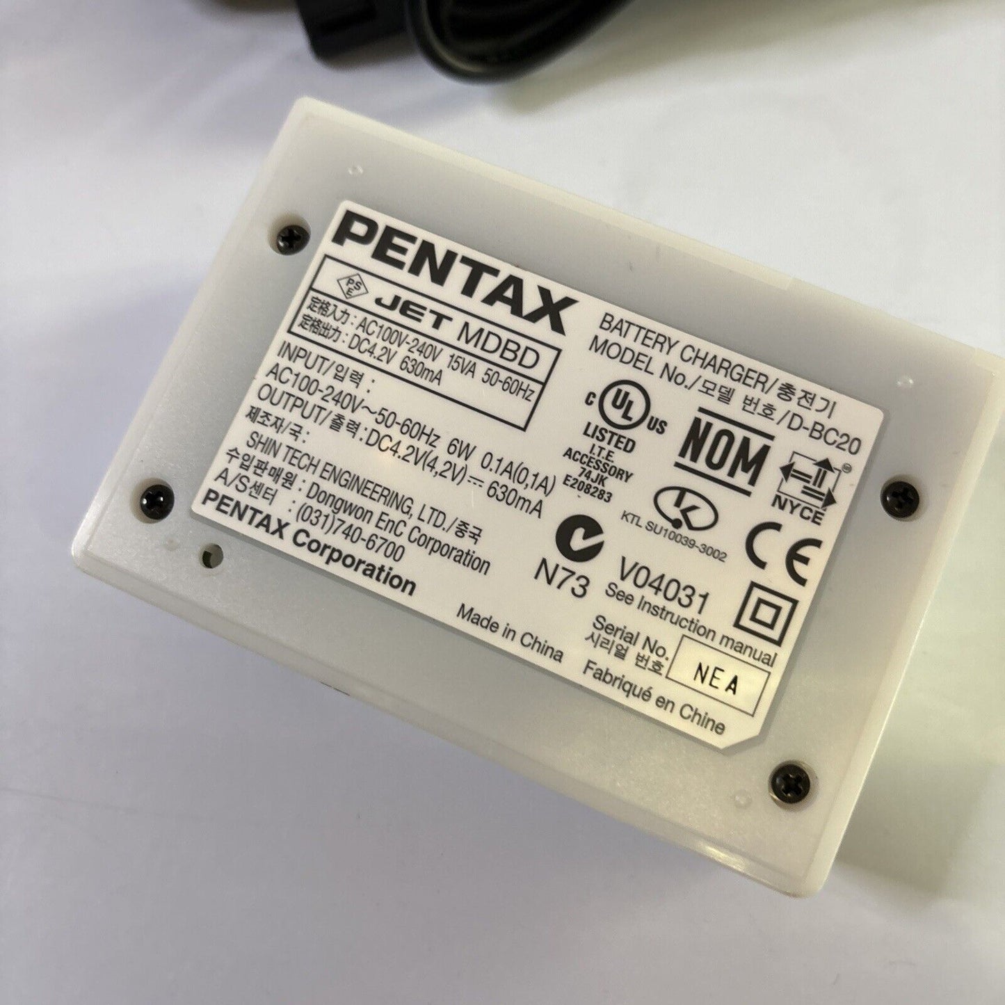 Genuine Pentax D-BC20 Camera  Battery Charger