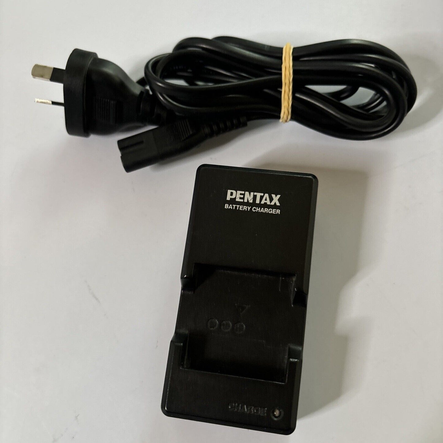 Genuine Pentax D-BC122J Battery Charger for Optio S10 S12 VS20 Q Q-S1 Q10 Q7